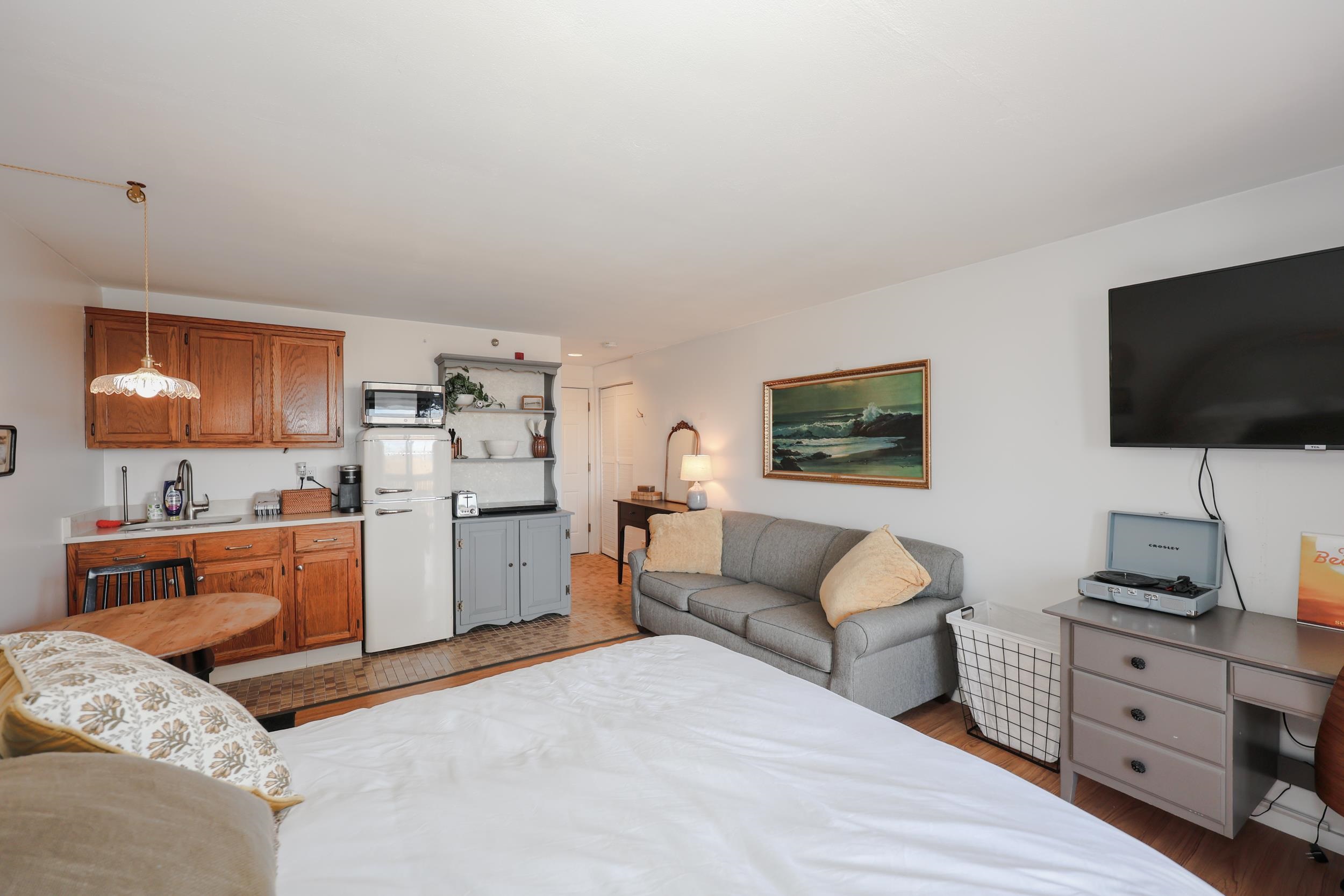 415 Ocean Blvd, Hampton, NH 03842