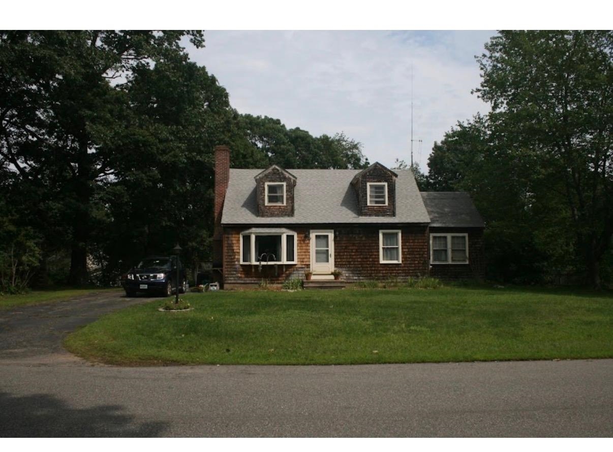37 Wilson Rd, Portsmouth, NH 03801