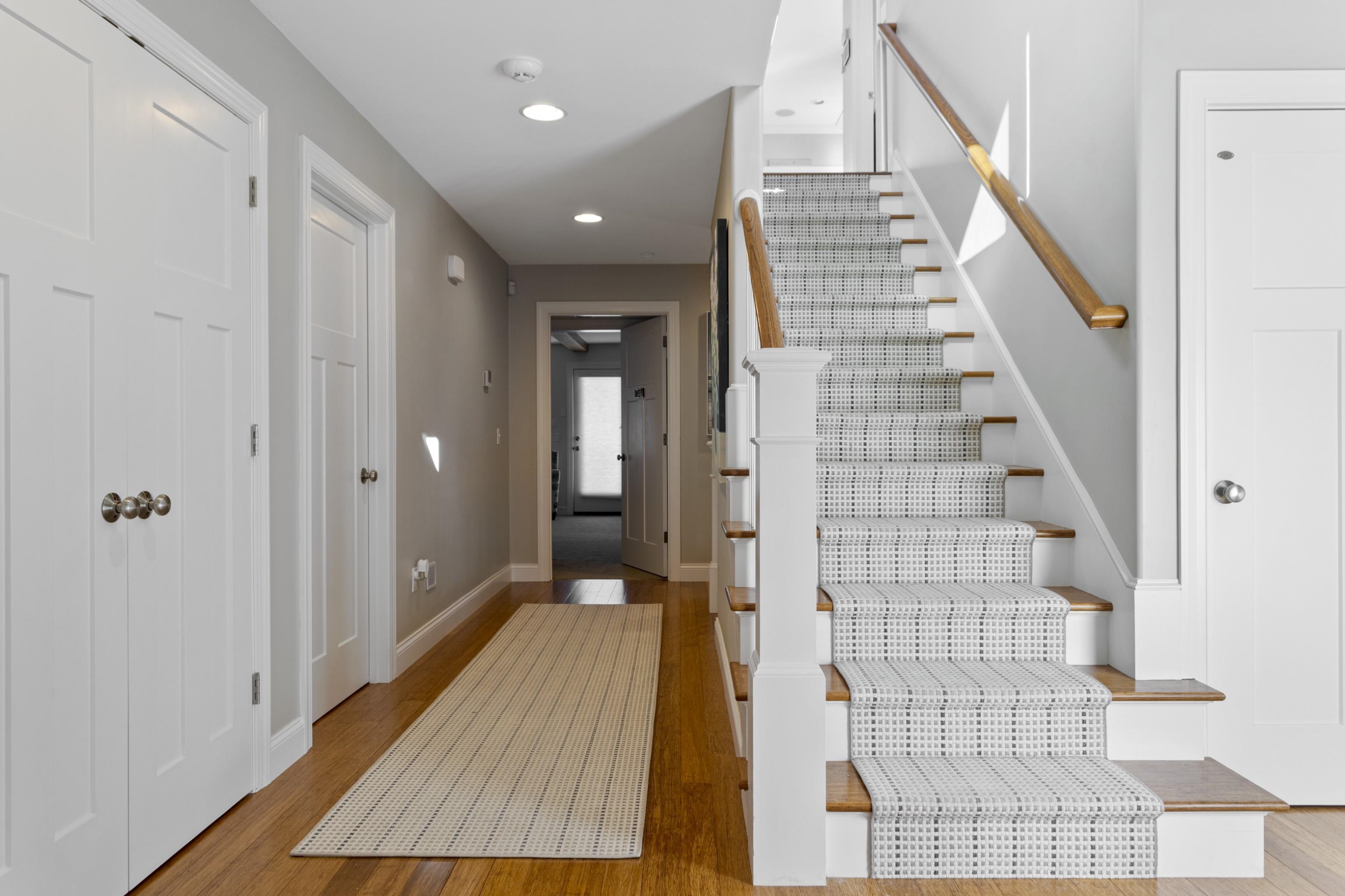 126 Ocean Blvd, Seabrook, NH 03874