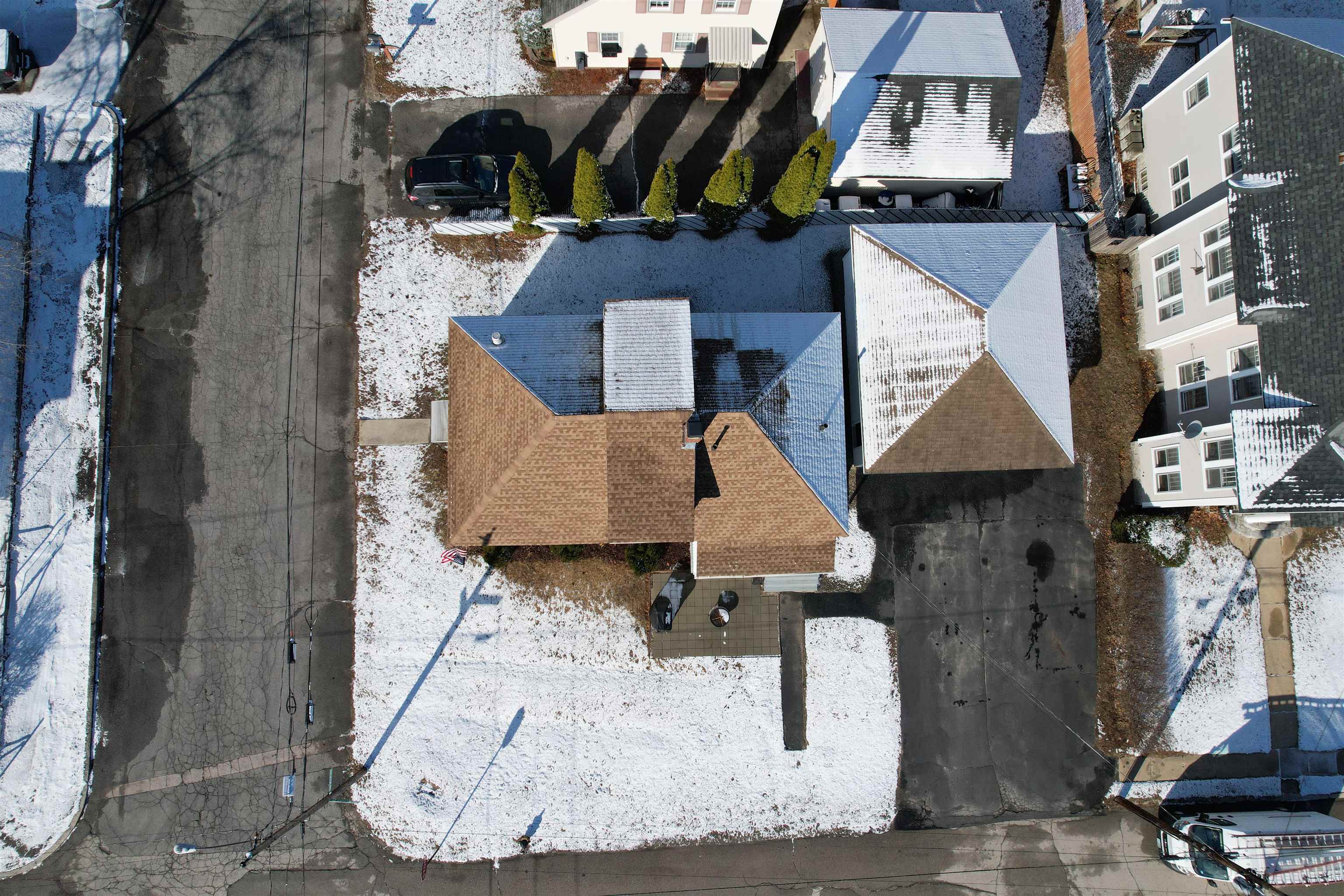 38 Garden St, Manchester, NH 03103