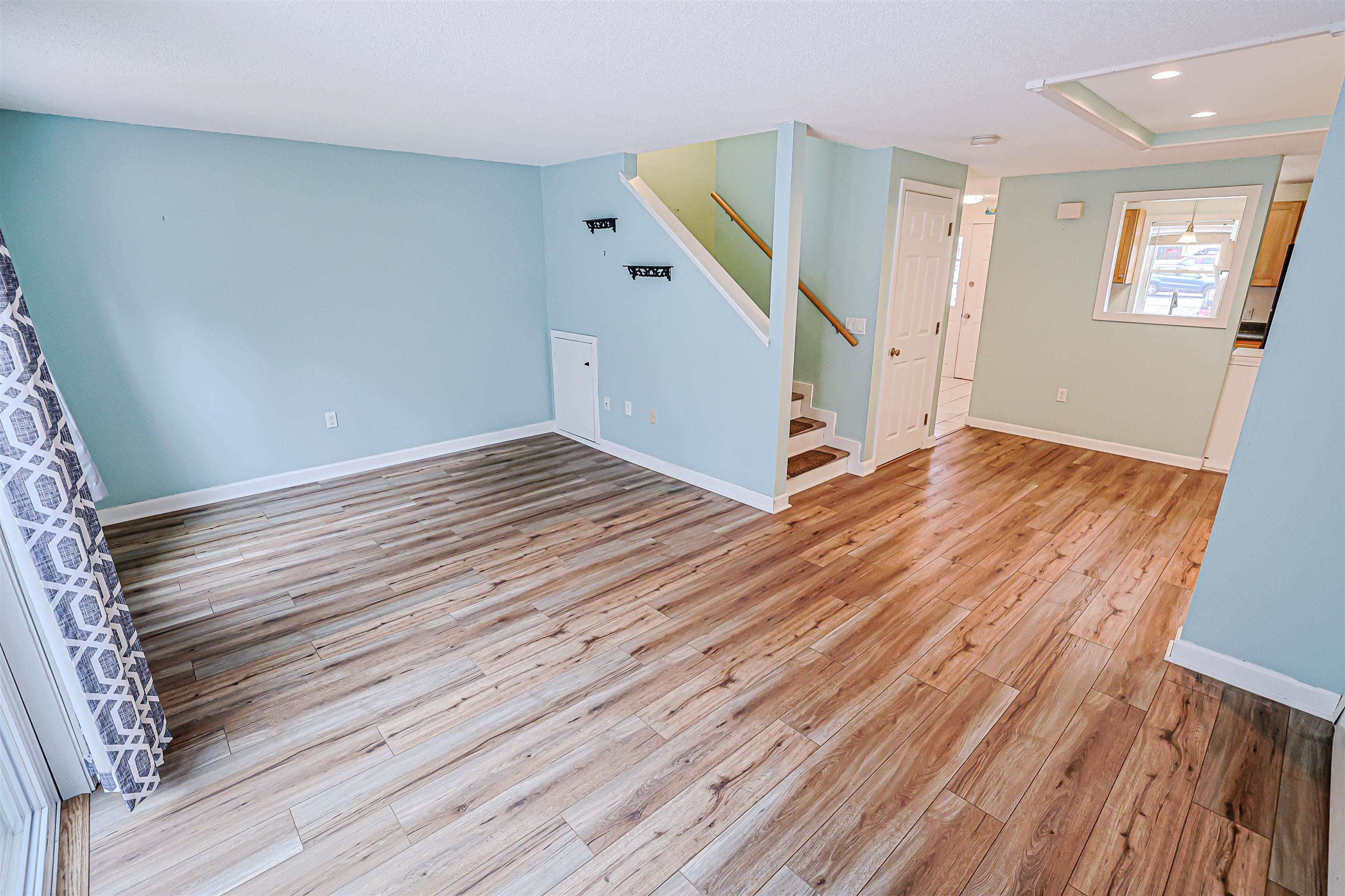 34 Great Falls Dr, Concord, NH 03303