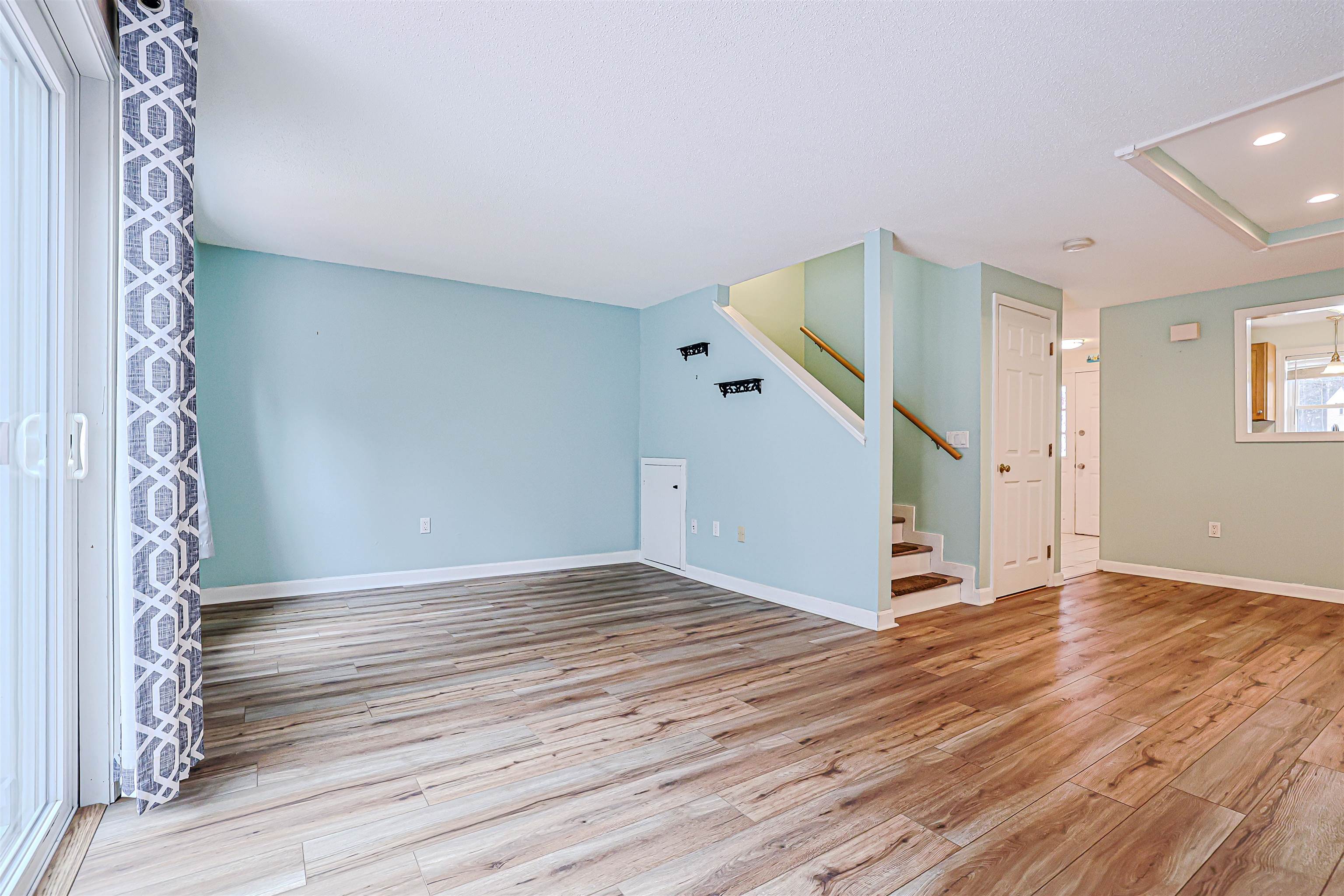 34 Great Falls Dr, Concord, NH 03303