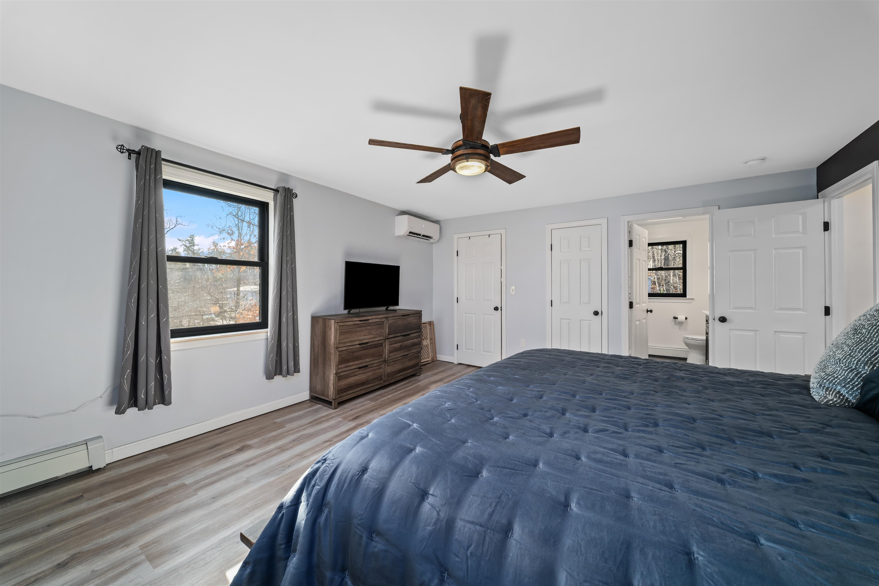 162 Lakeside Oaks Dr, Barrington, NH 03825