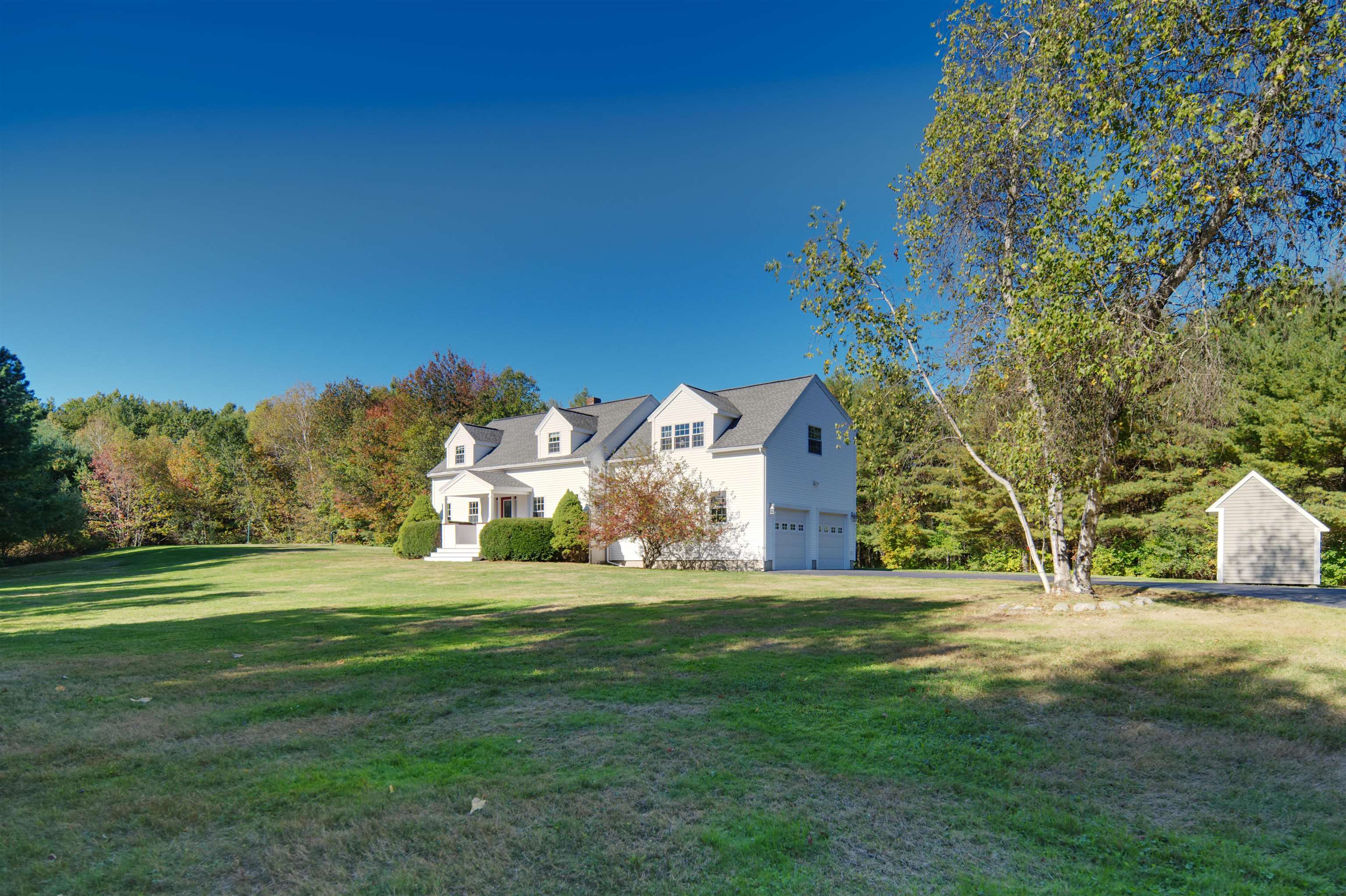 MLS 5080659: 18 Shannon Way, Brentwood NH