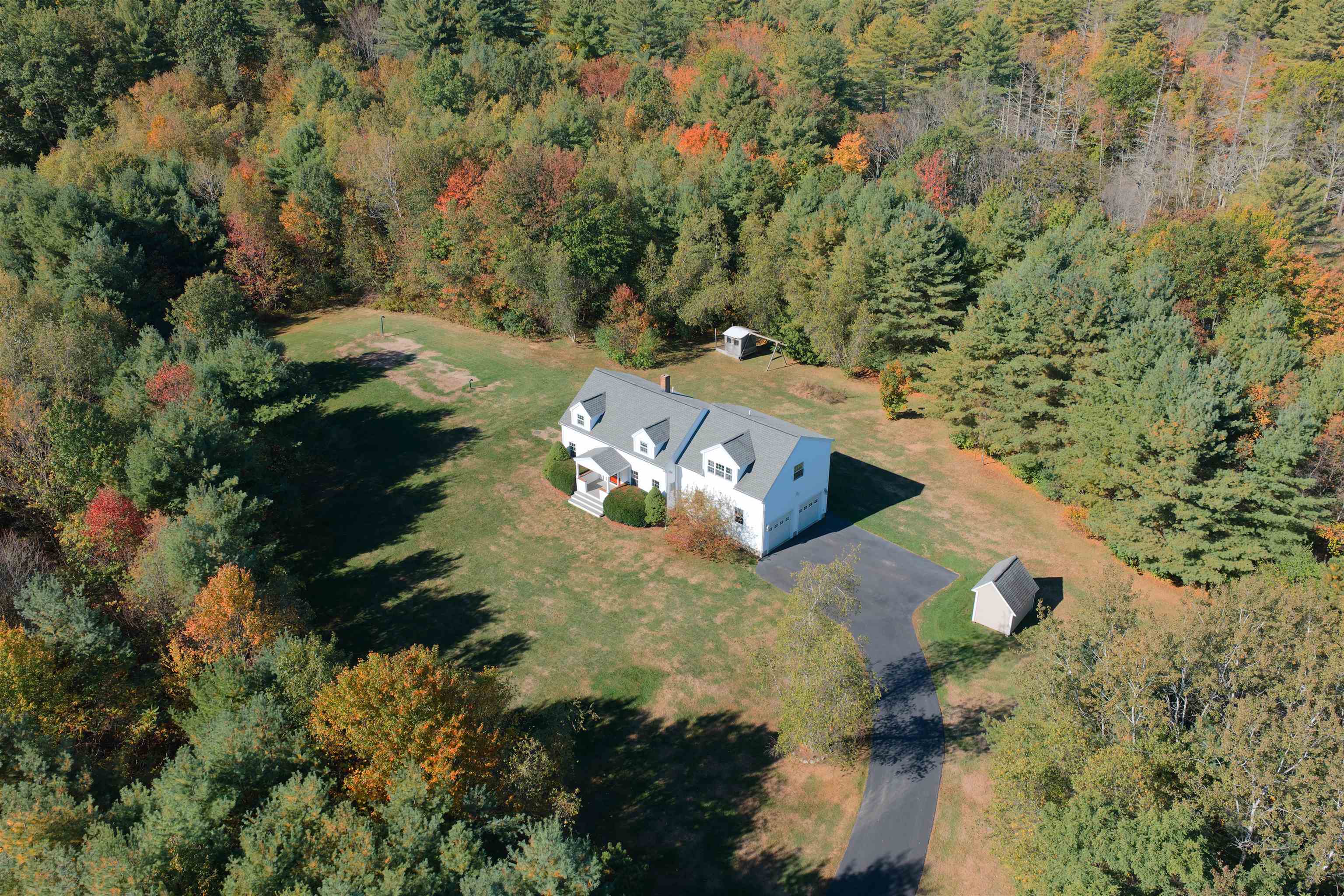 18 Shannon Way, Brentwood, NH 03833