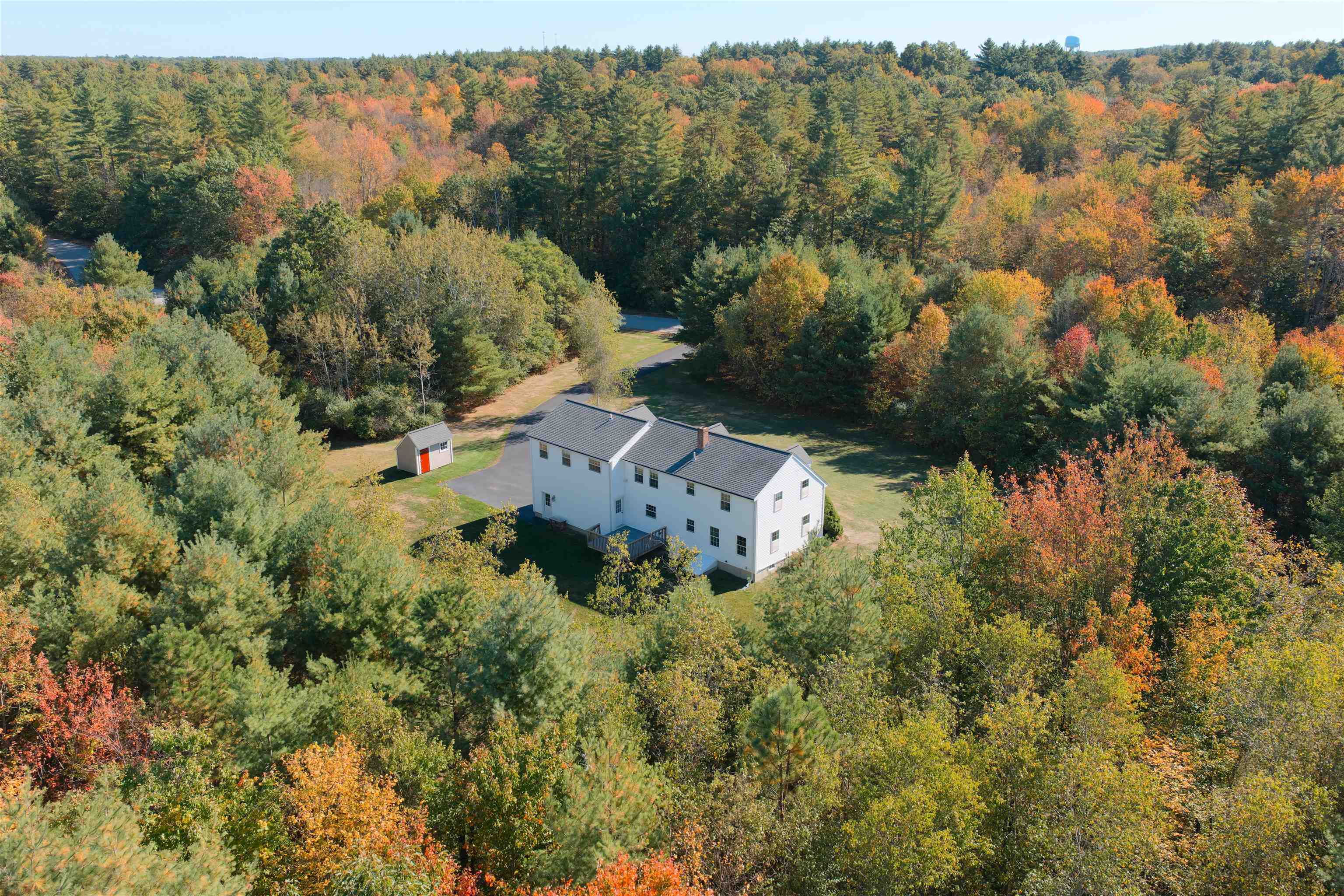 18 Shannon Way, Brentwood, NH 03833