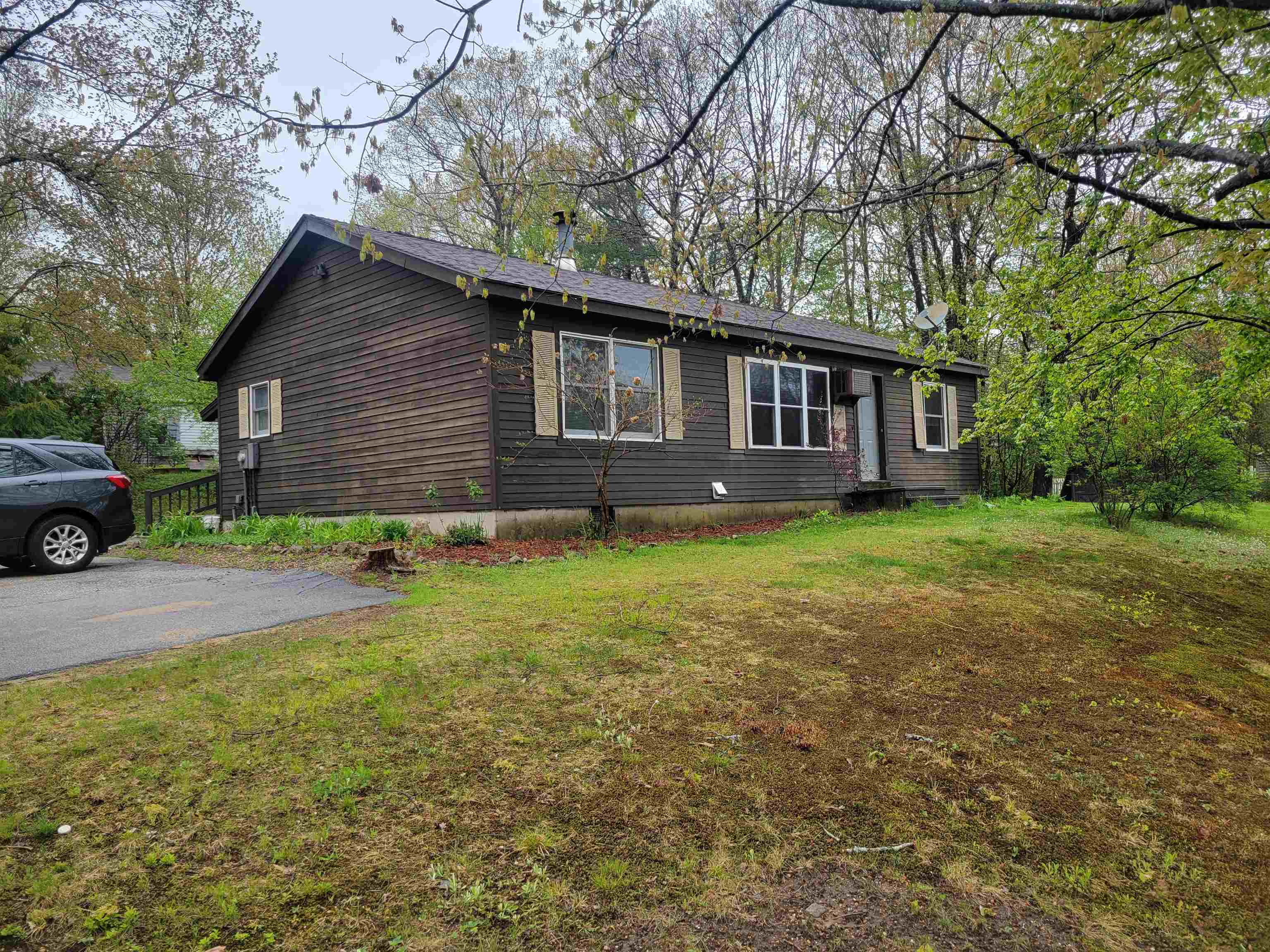 12 Chestnut Cir, Loudon, NH 03307