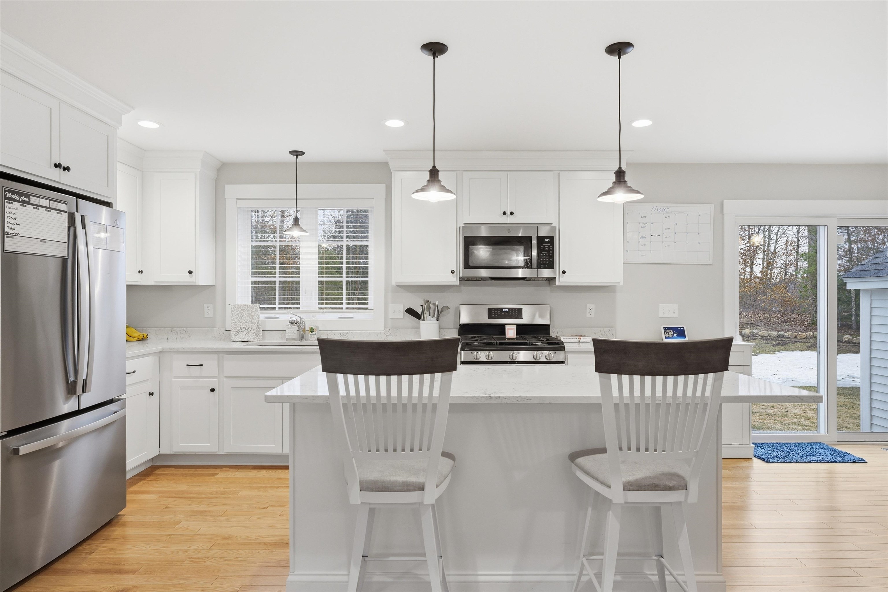 67 Copp Dr, Fremont, NH 03044