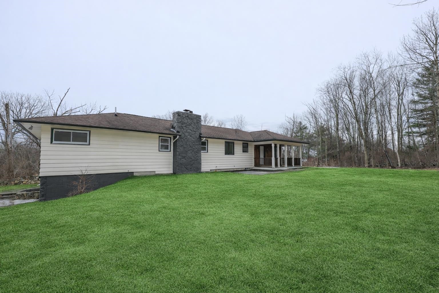 32 Old Bedford Rd, Bedford, NH 03110