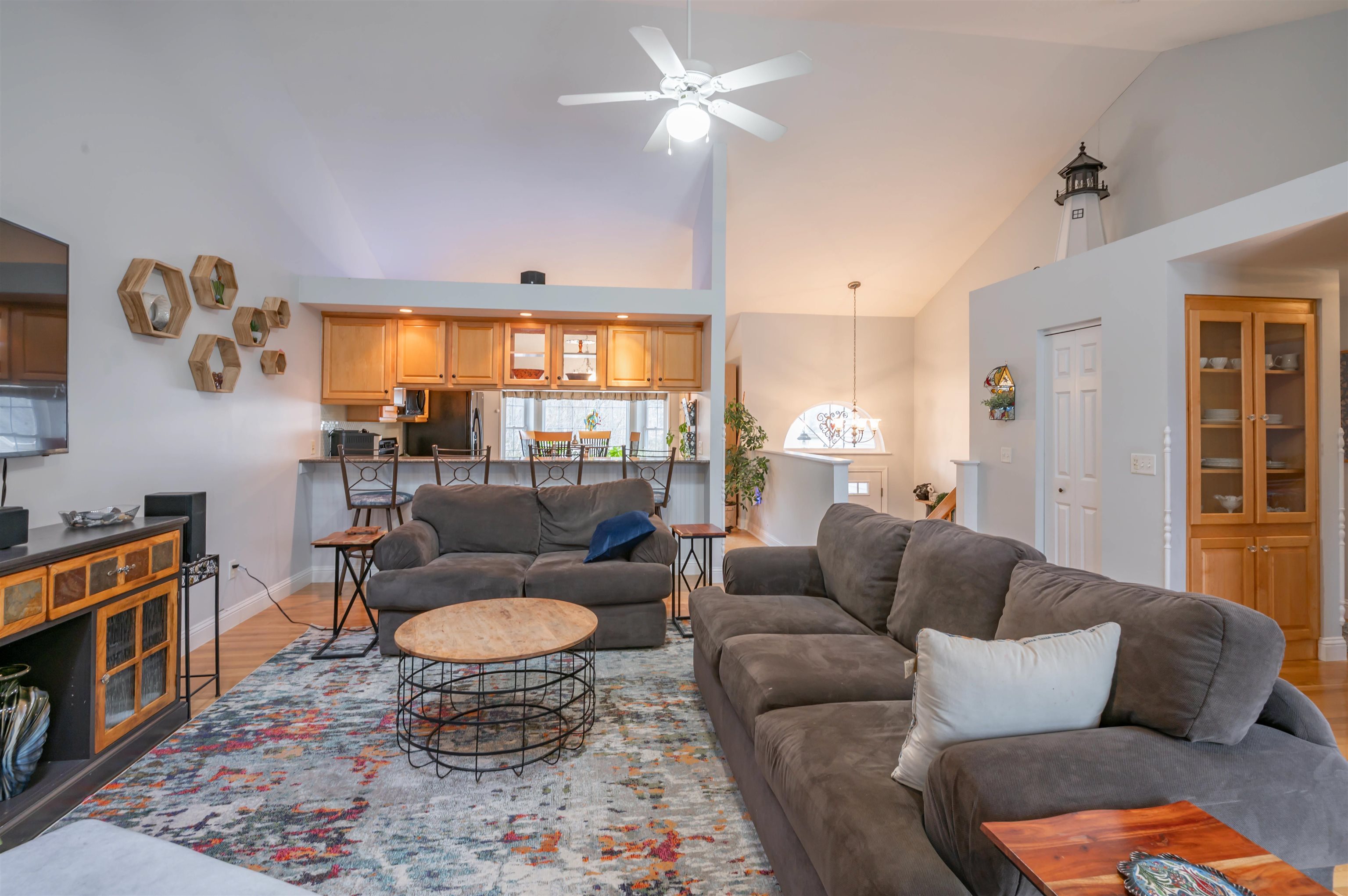 13 Cricket Rd, East Kingston, NH 03827