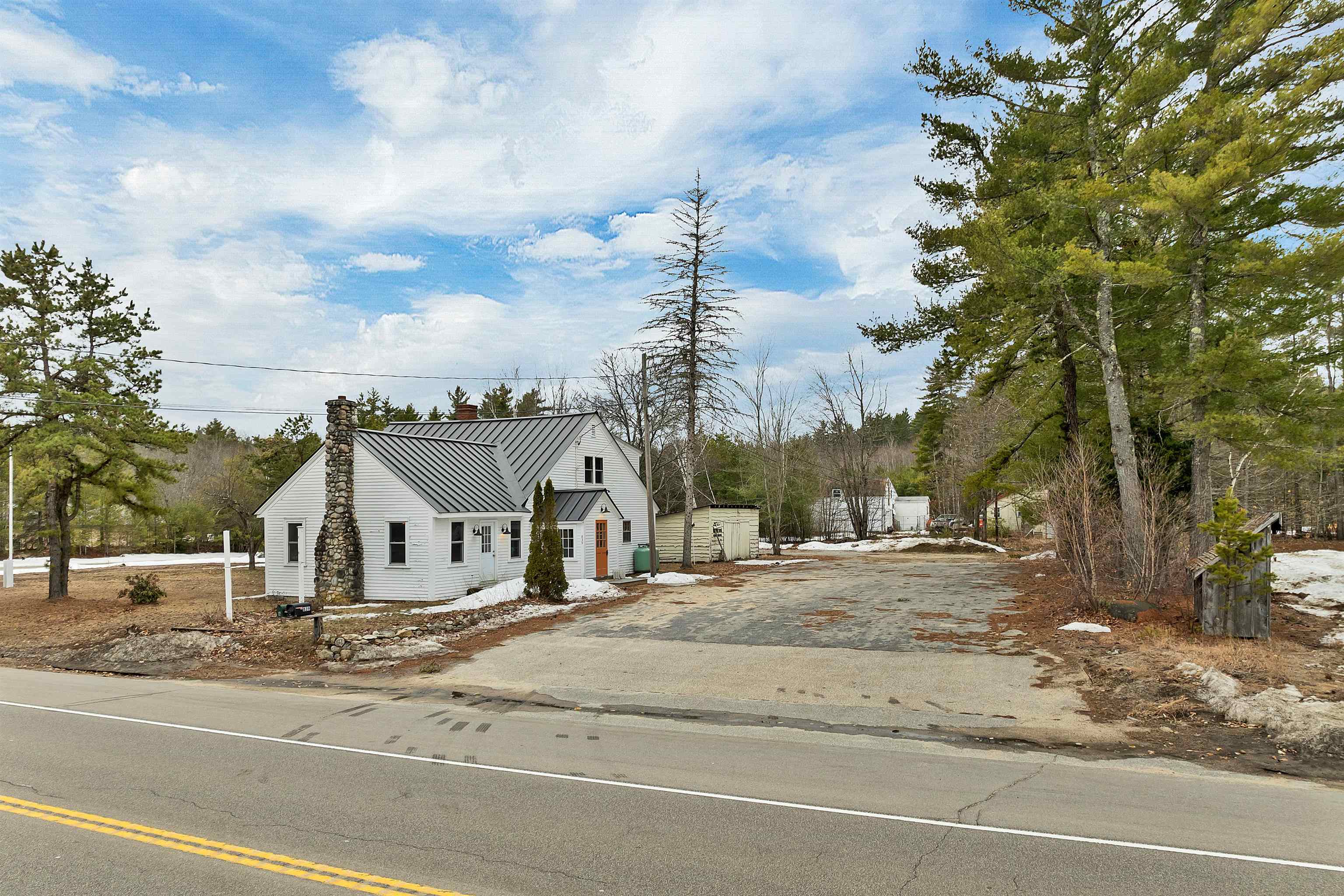 839 Route 16 , Ossipee, NH 03864