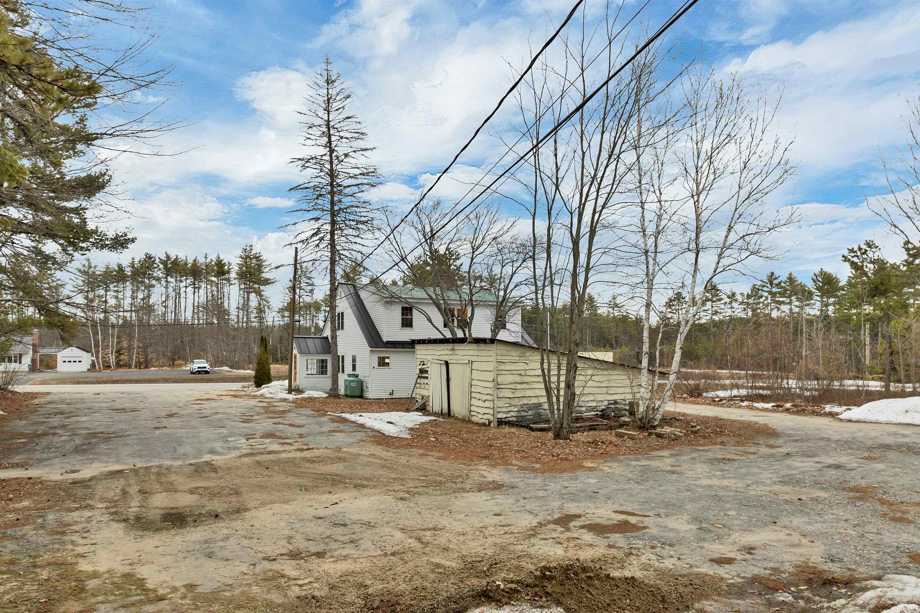 839 Route 16 , Ossipee, NH 03864