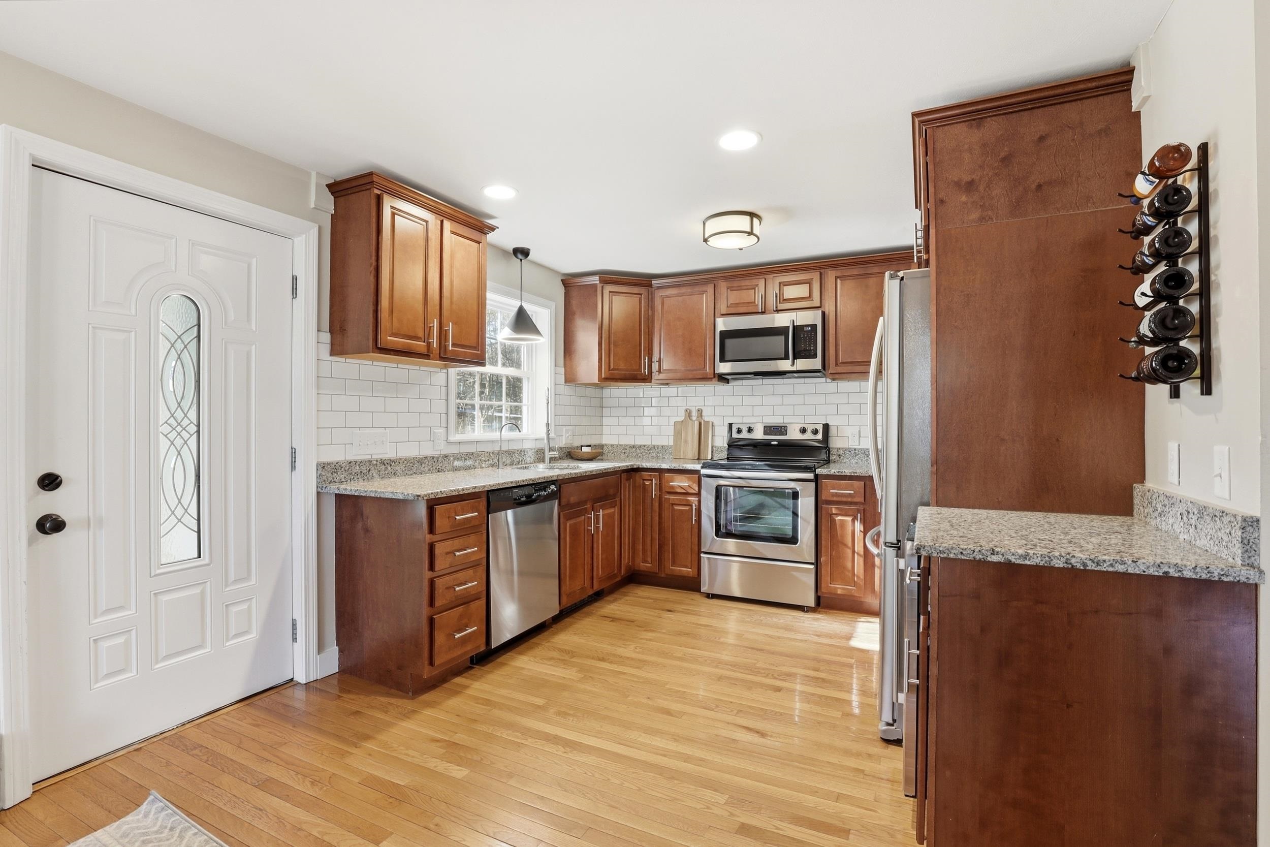 589 Tolend Rd, Dover, NH 03820