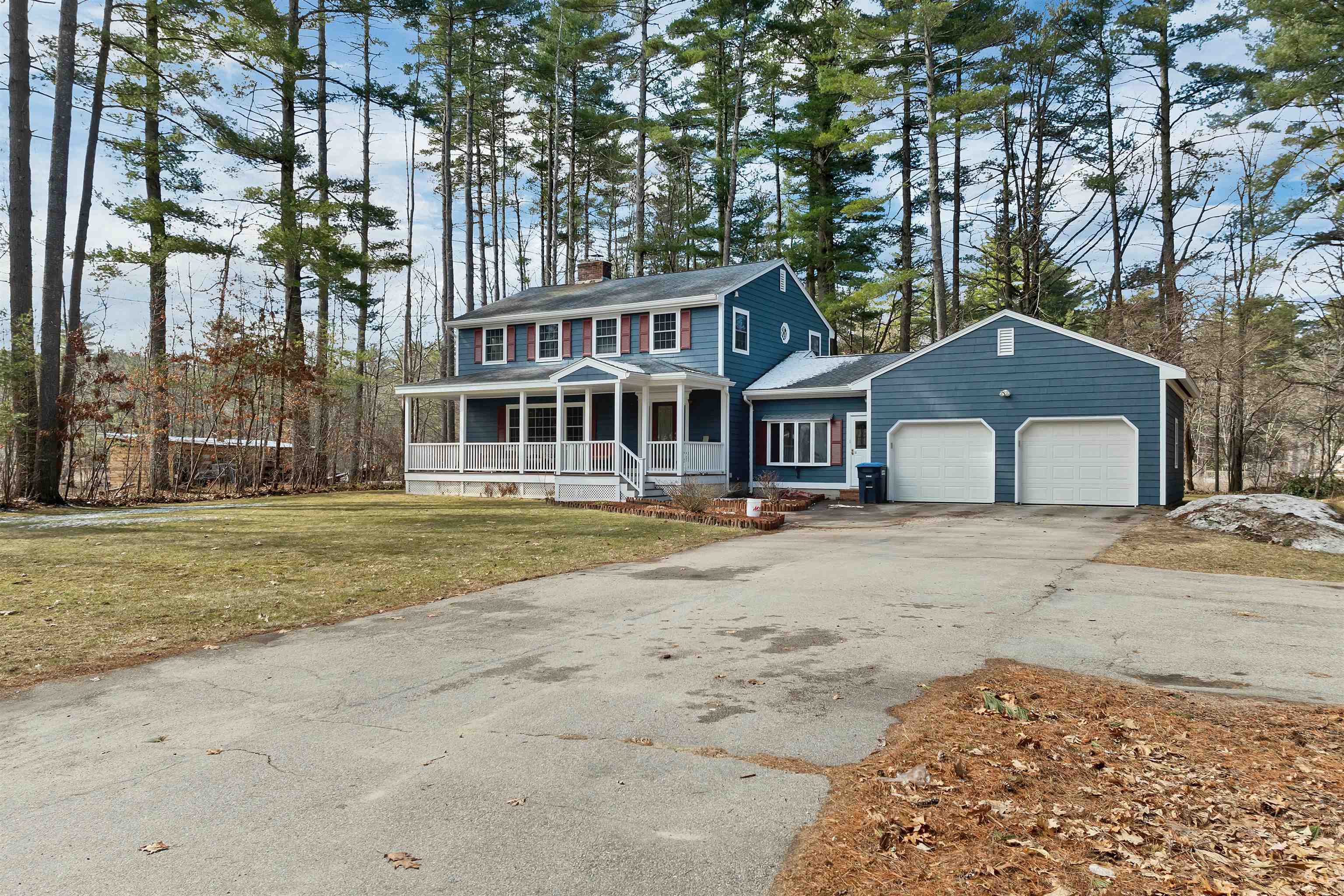 10 Patricia St, Windham, NH 03087