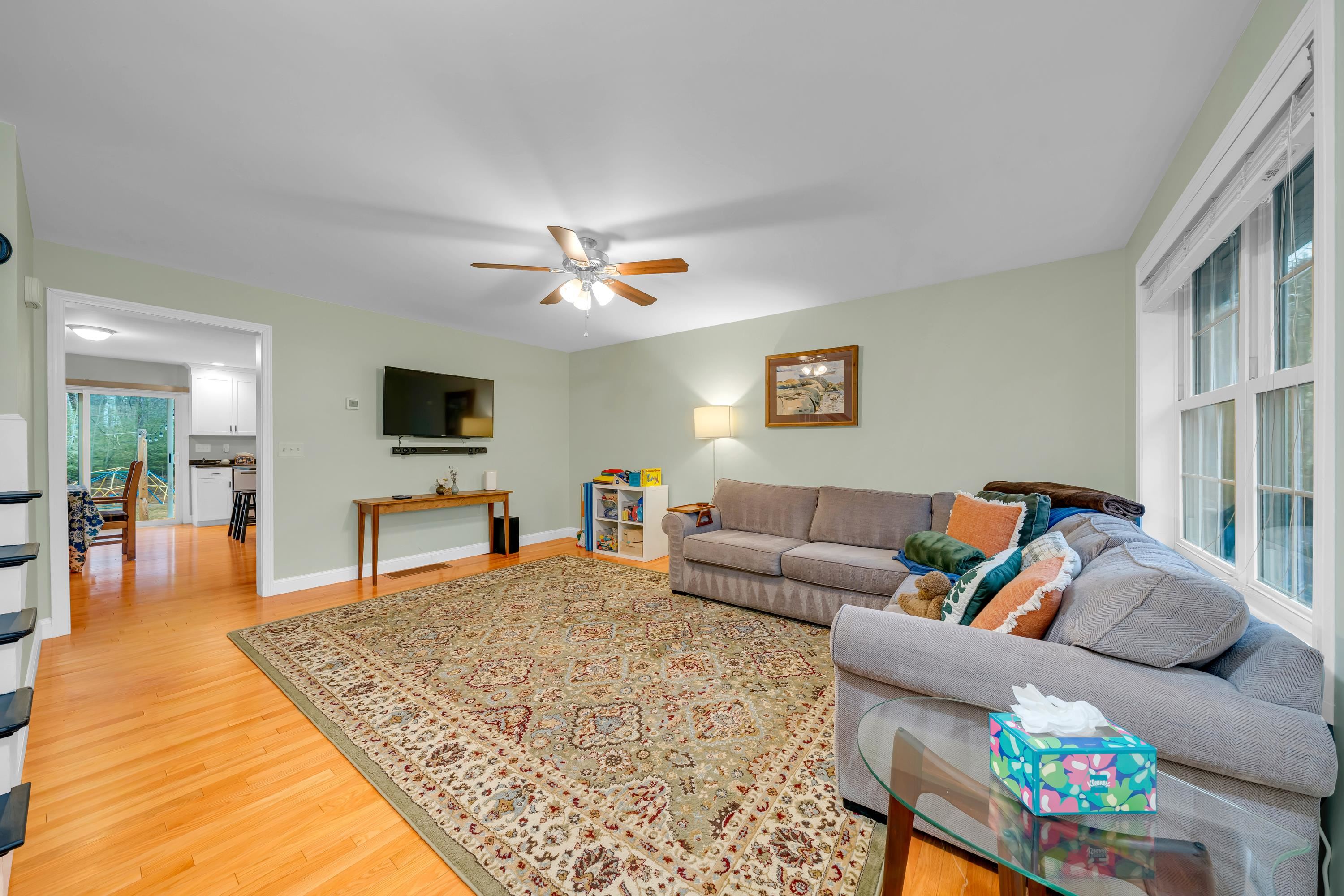 6 Kinsley Dr, Newton, NH 03858