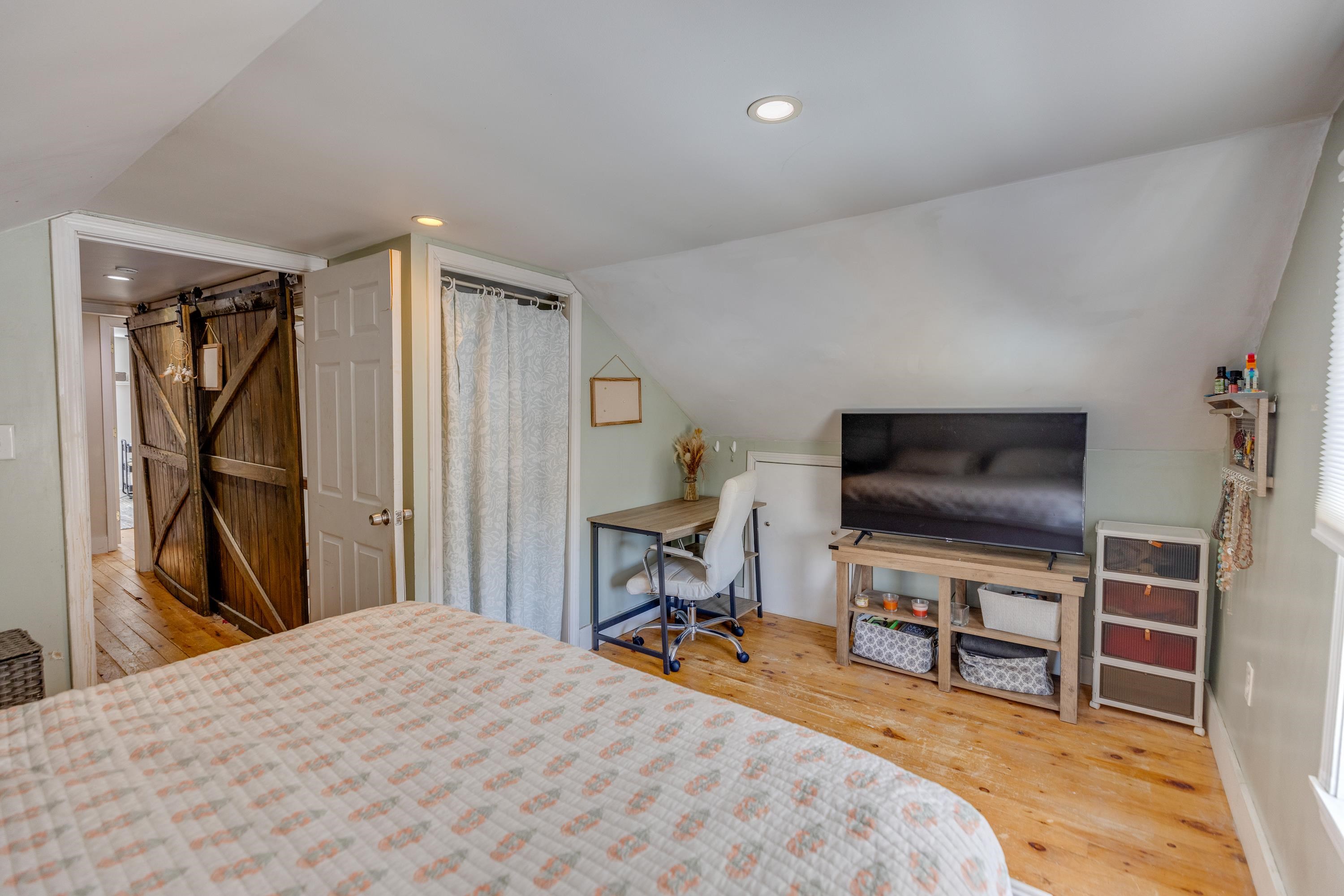 451 Daniel Webster Hw, Plymouth, NH 03245