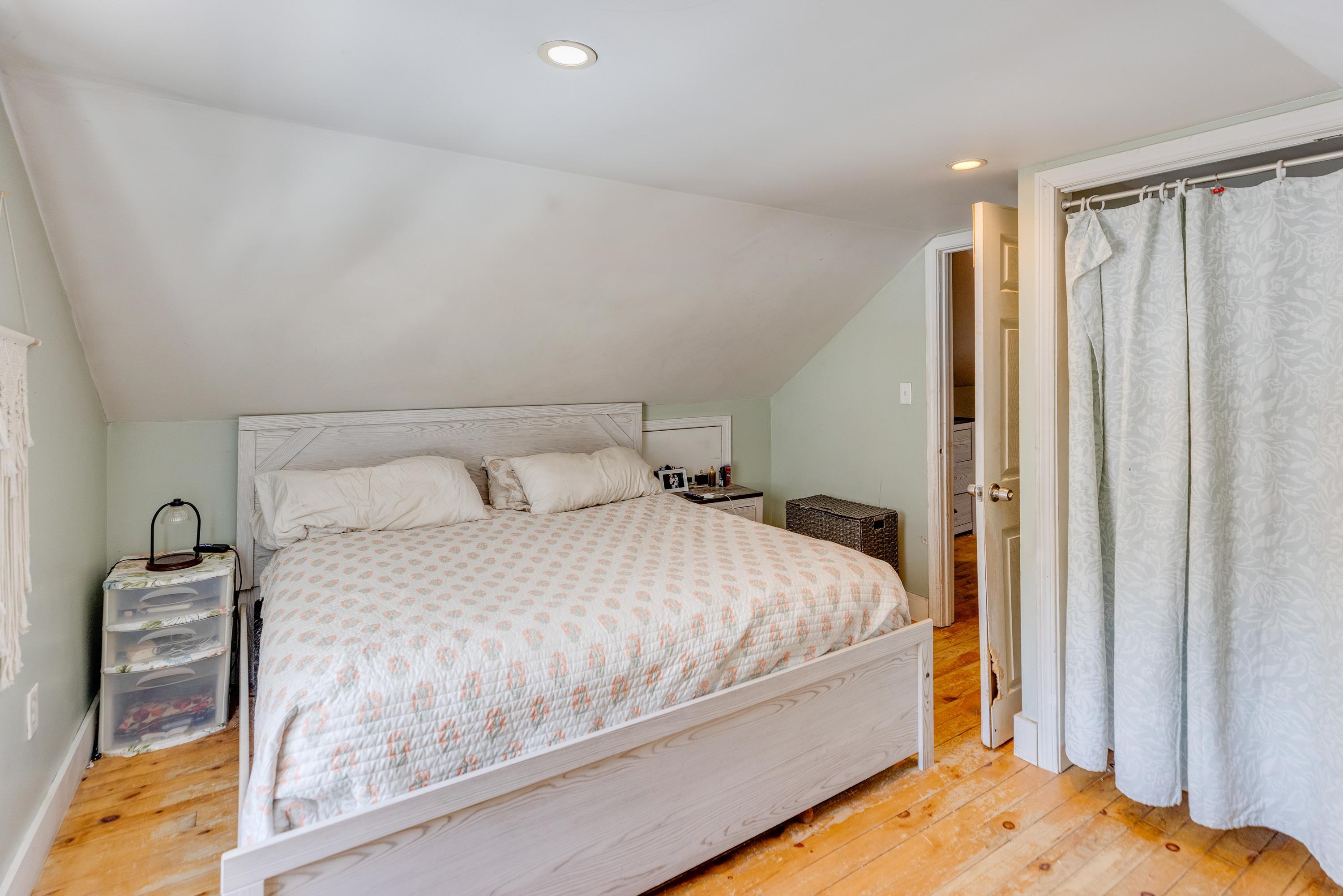 451 Daniel Webster Hw, Plymouth, NH 03245