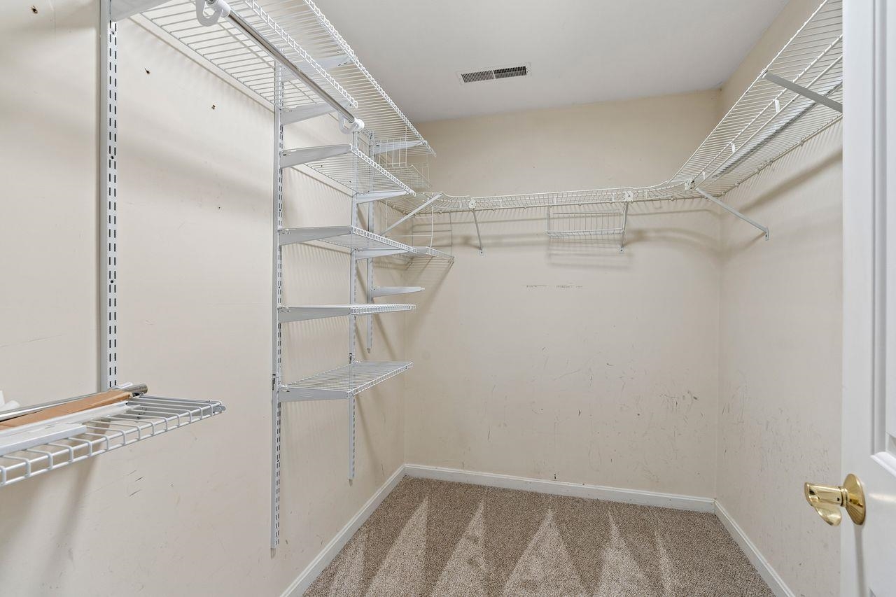 18 Koper Ln, Pelham, NH 03076