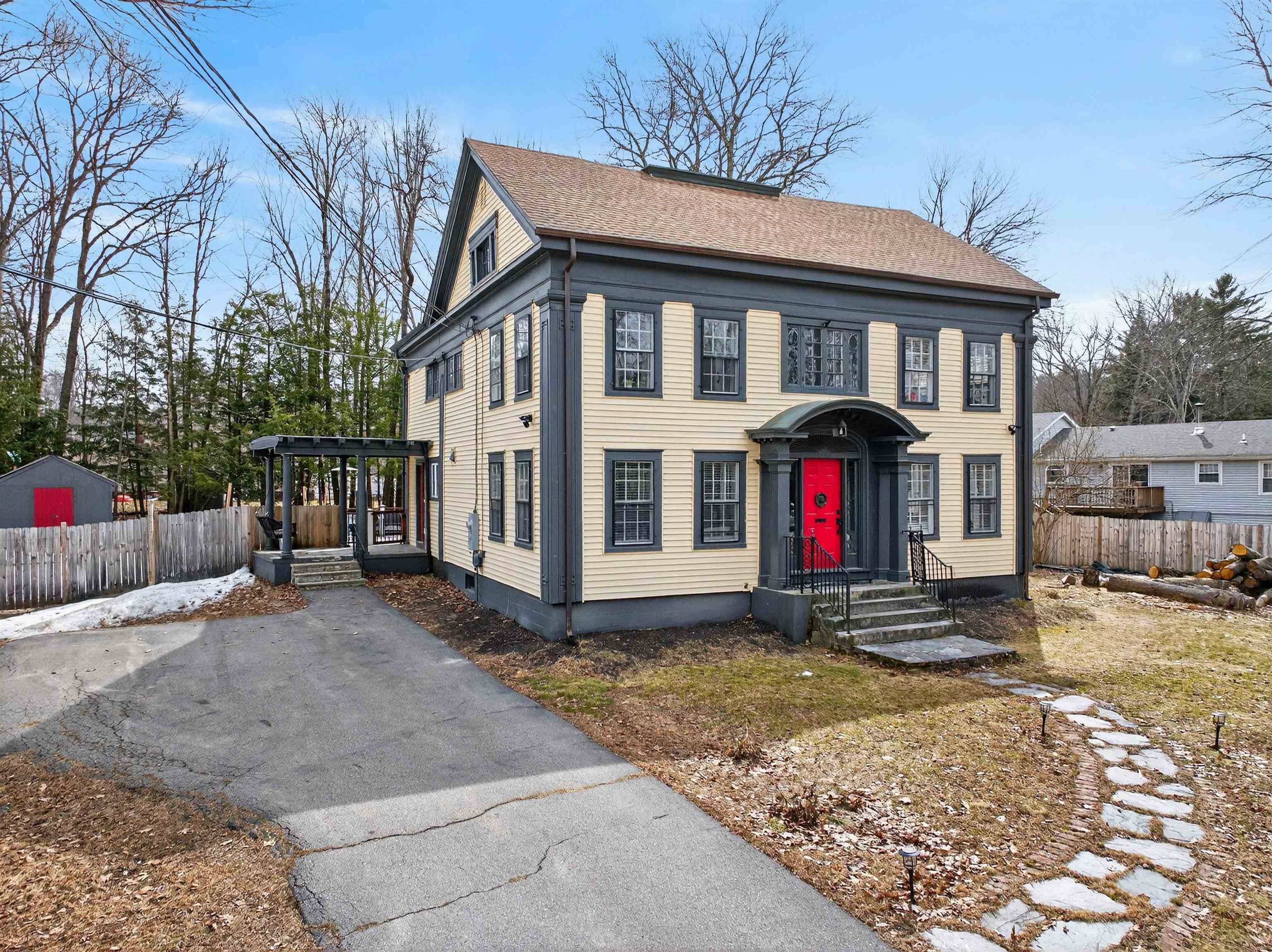 5 Sonata Ct, Rochester, NH 03867