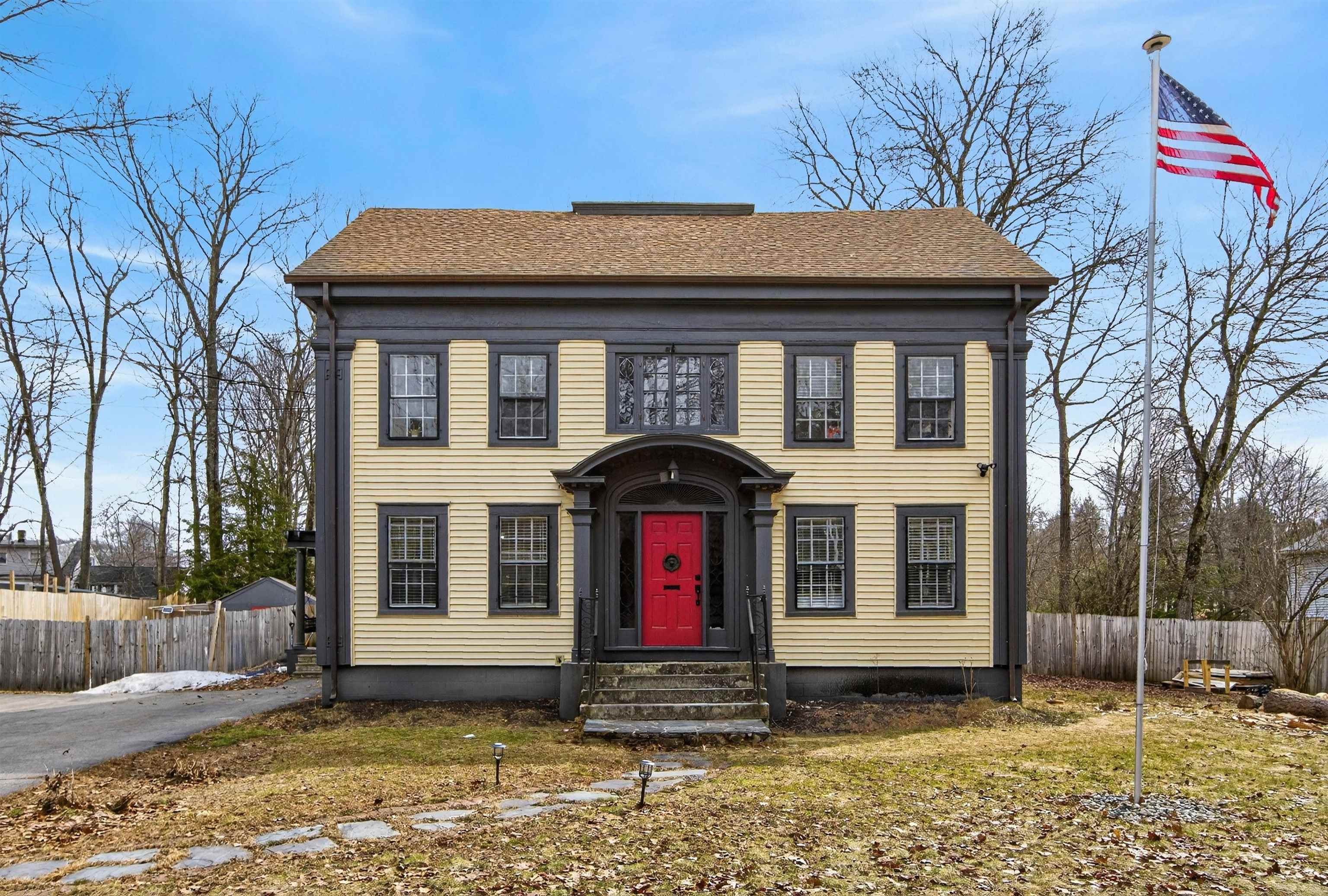 5 Sonata Ct, Rochester, NH 03867