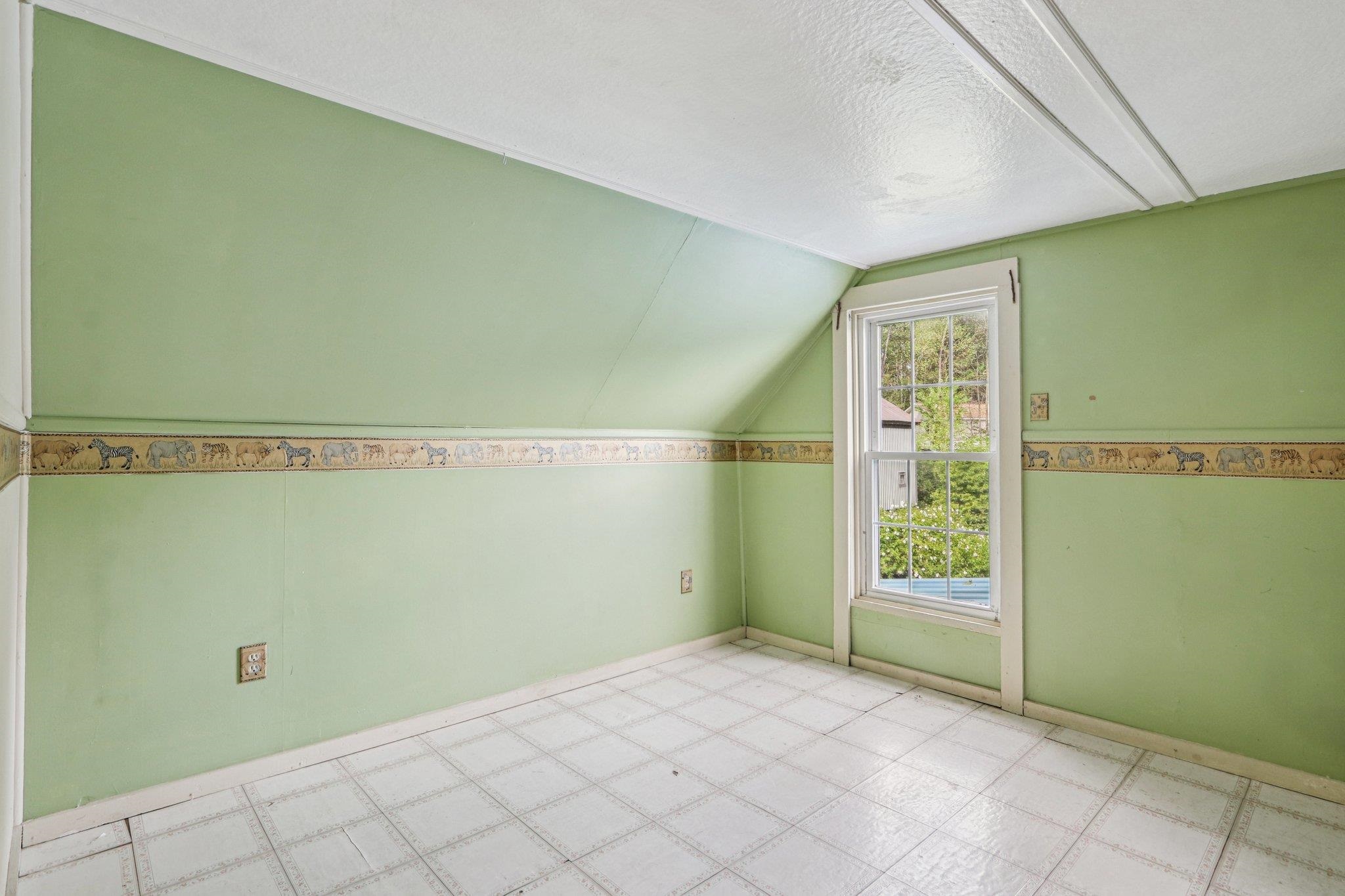 60 Ledge Farm Road, Nottingham, NH, 03290