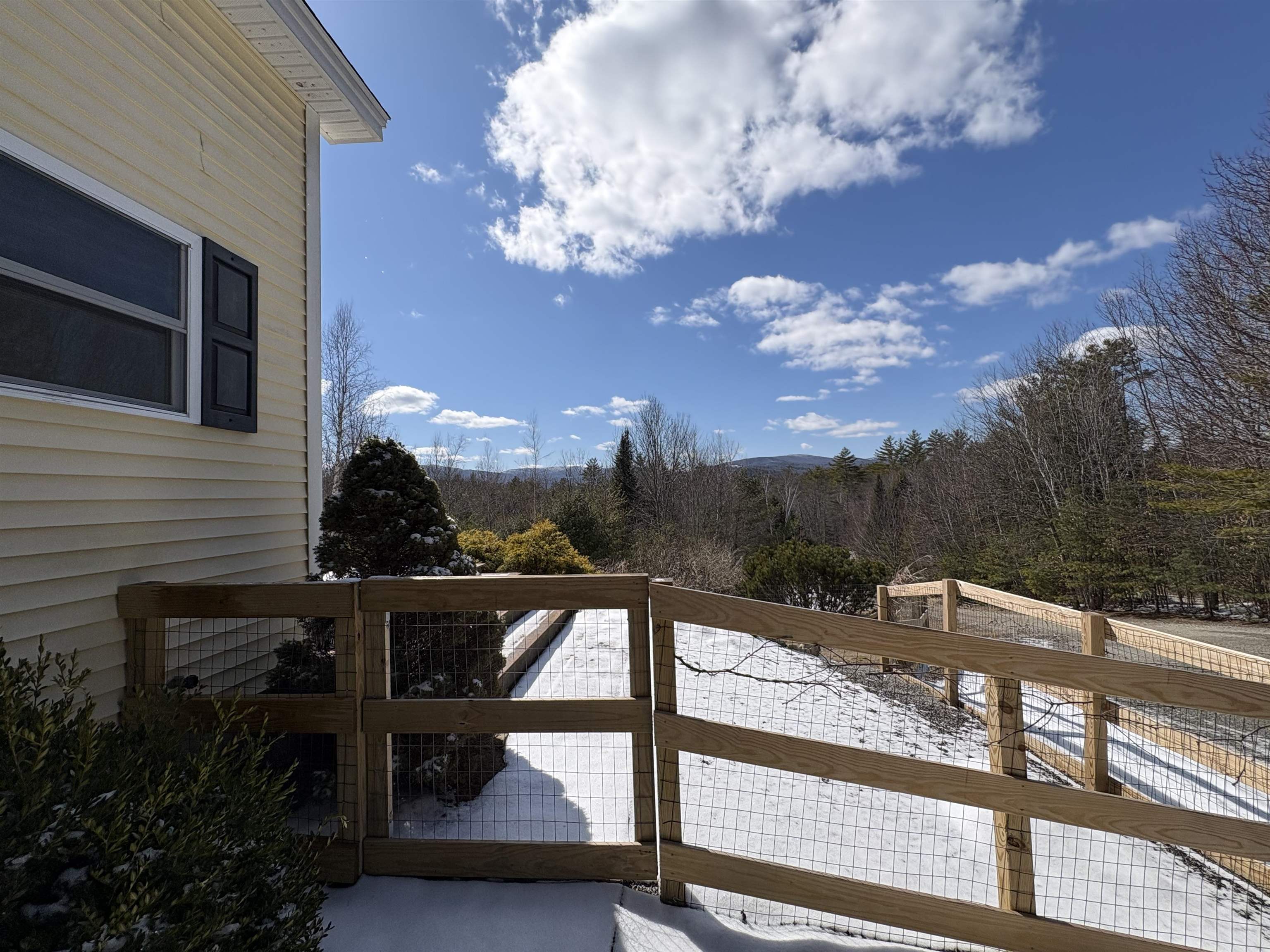 121 Cardigan Mountain Rd, Bristol, NH 03222