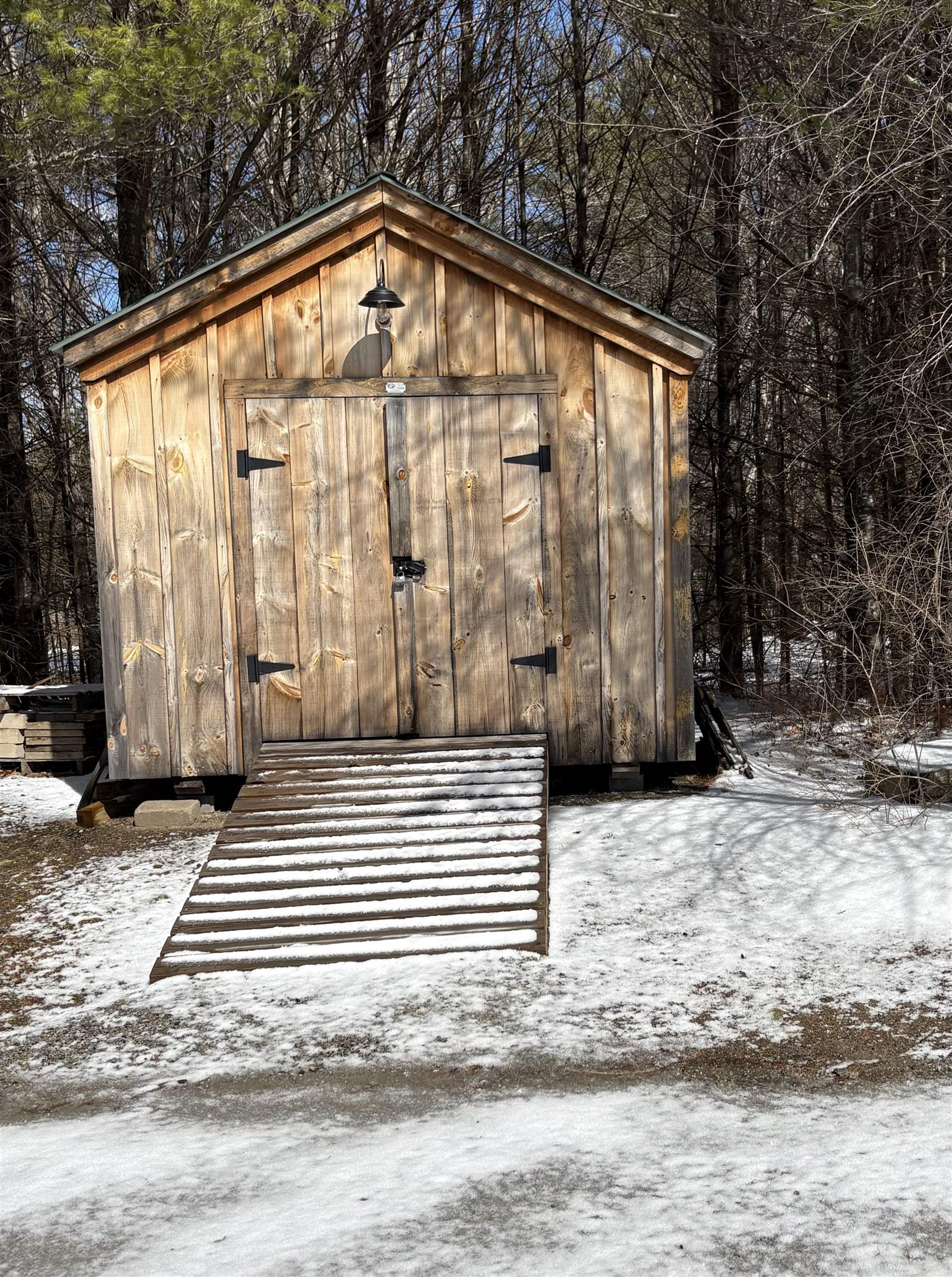 121 Cardigan Mountain Rd, Bristol, NH 03222