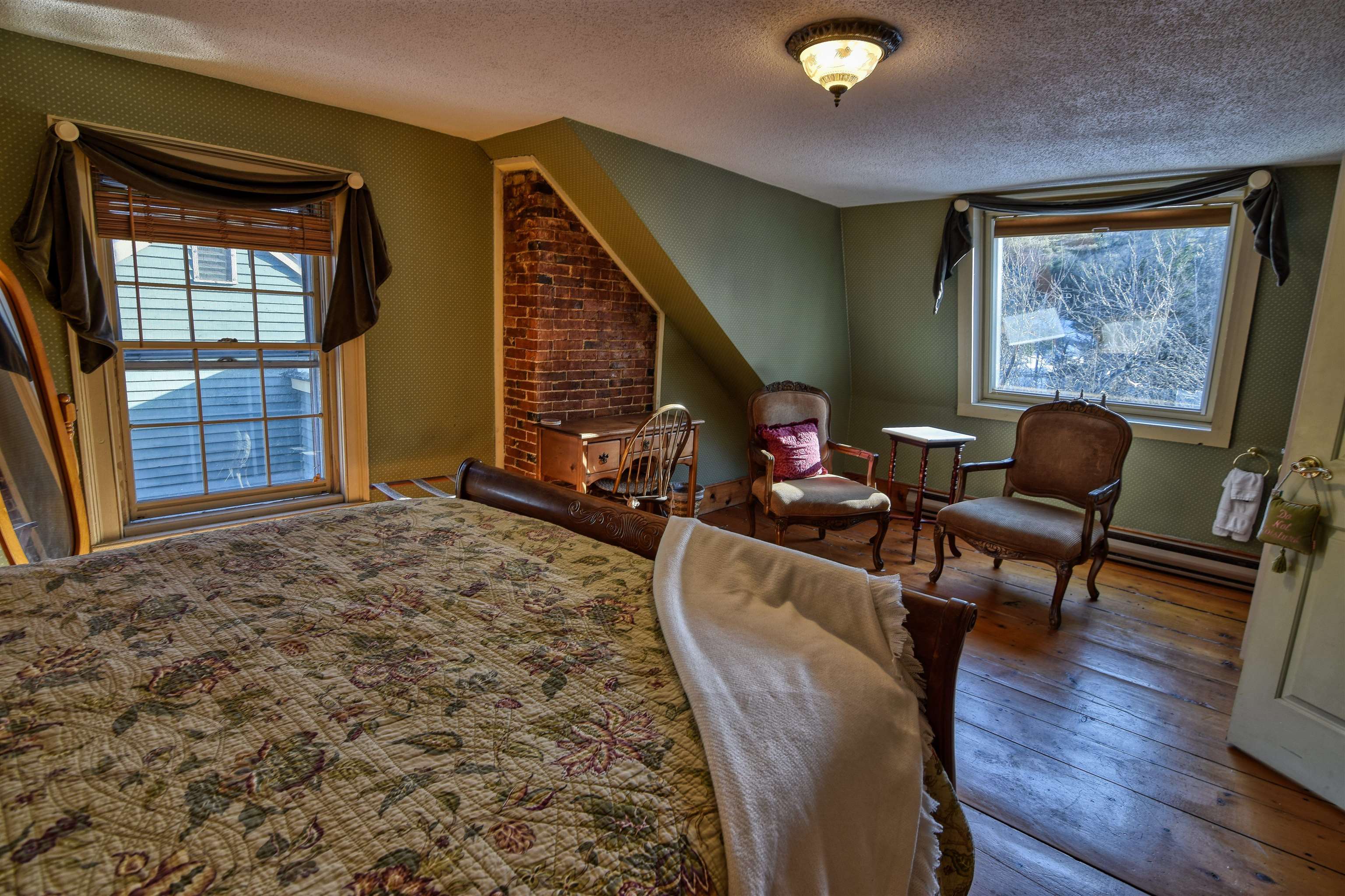 27 NH Route 25 , Plymouth, NH 03264