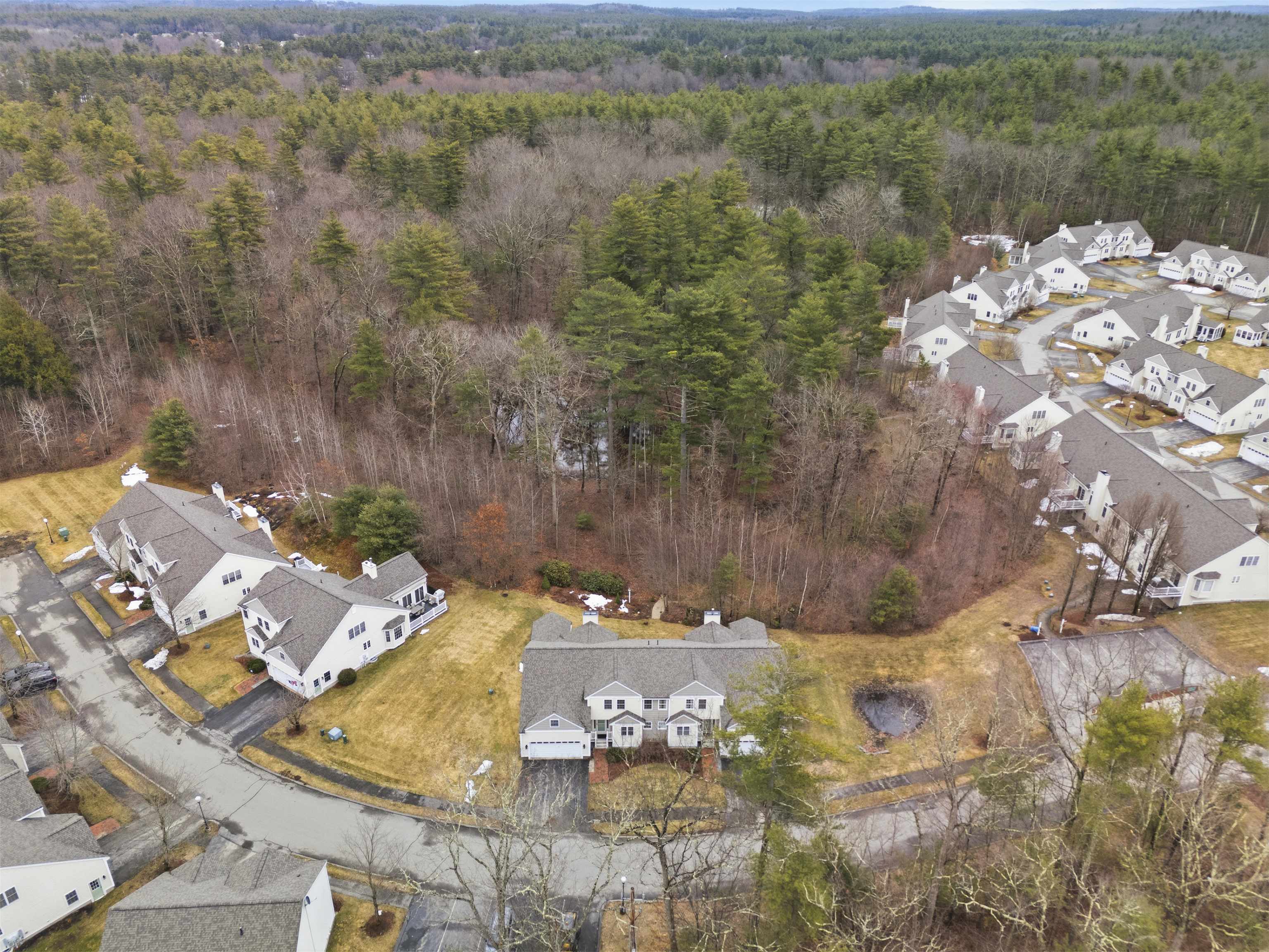 3 Absalom Ln, Hollis, NH 03049