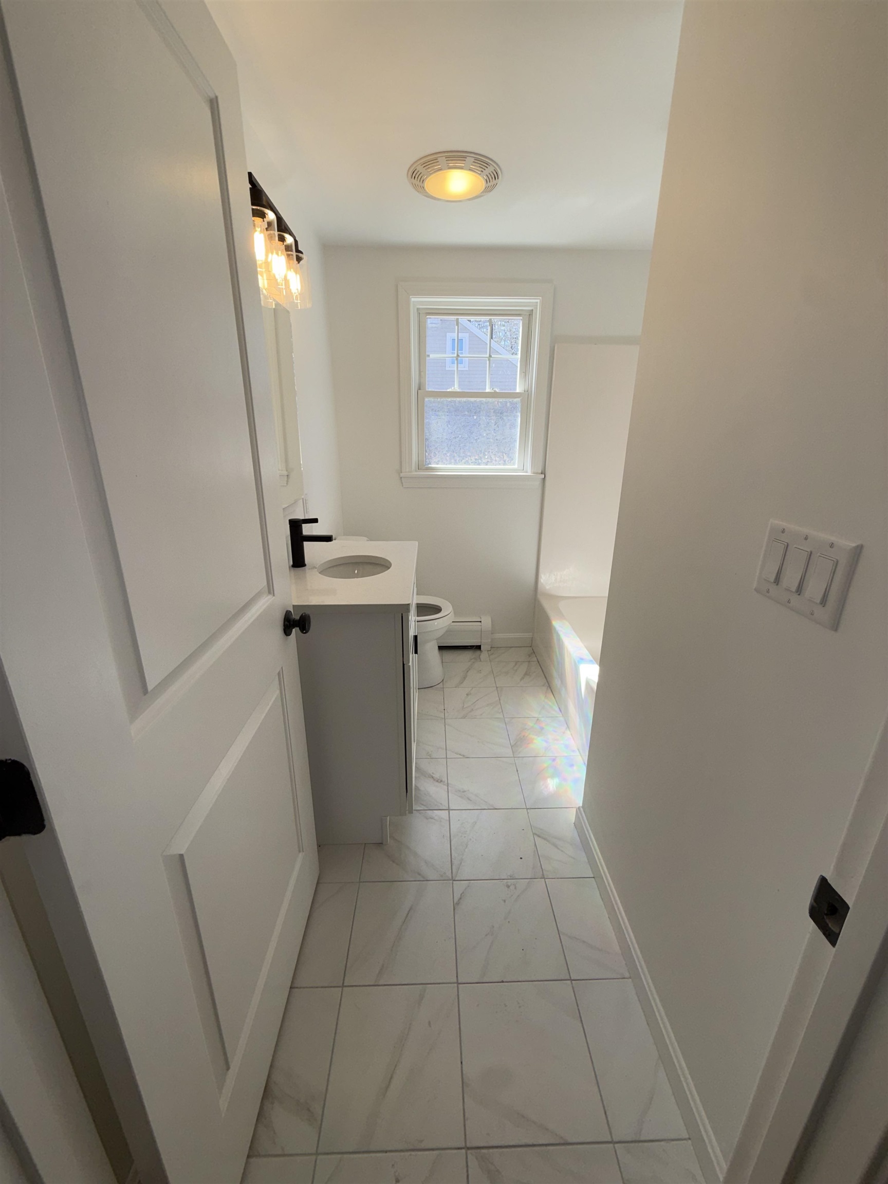 20 Doris Ave, Portsmouth, NH 03801