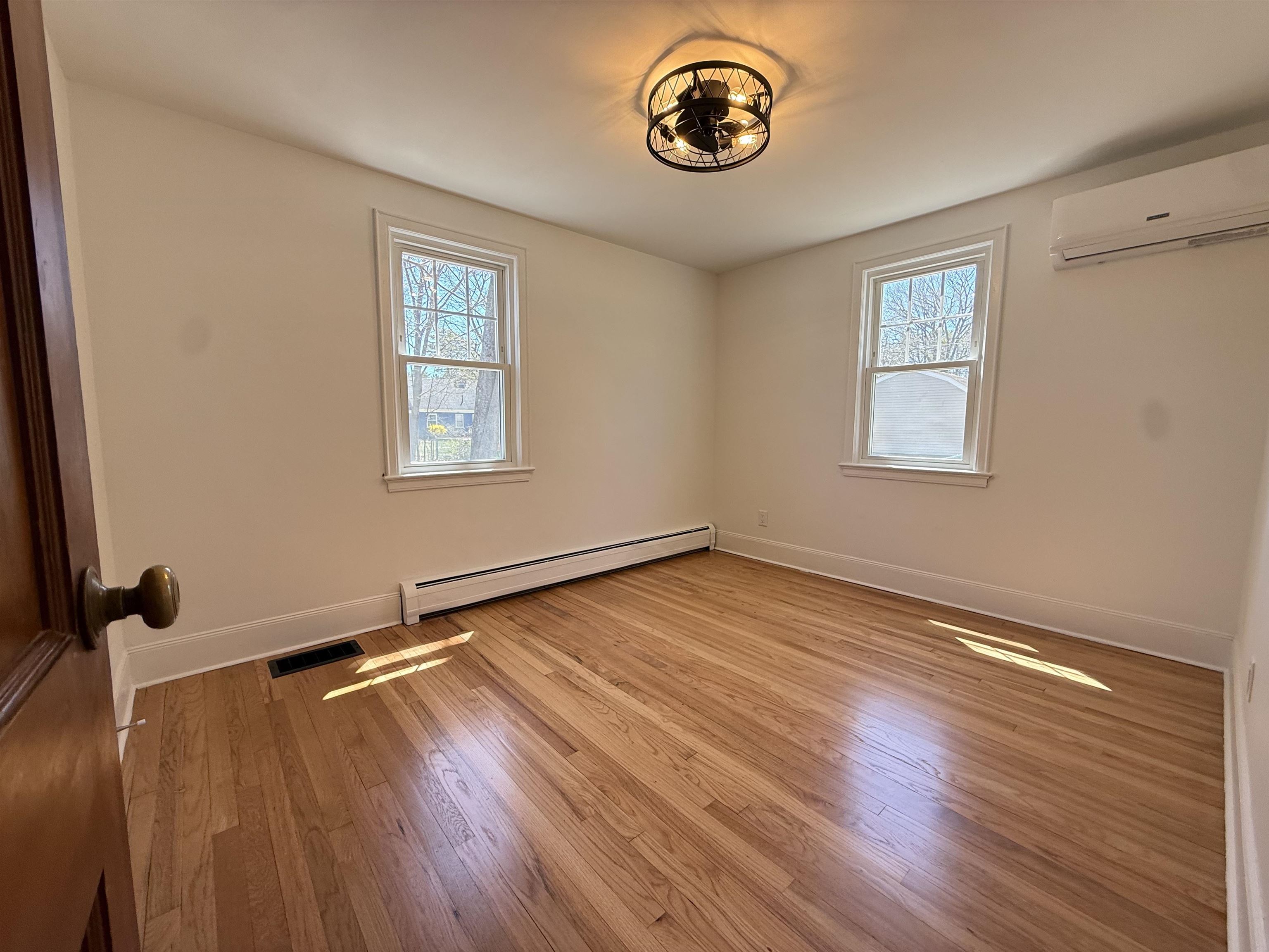 20 Doris Ave, Portsmouth, NH 03801