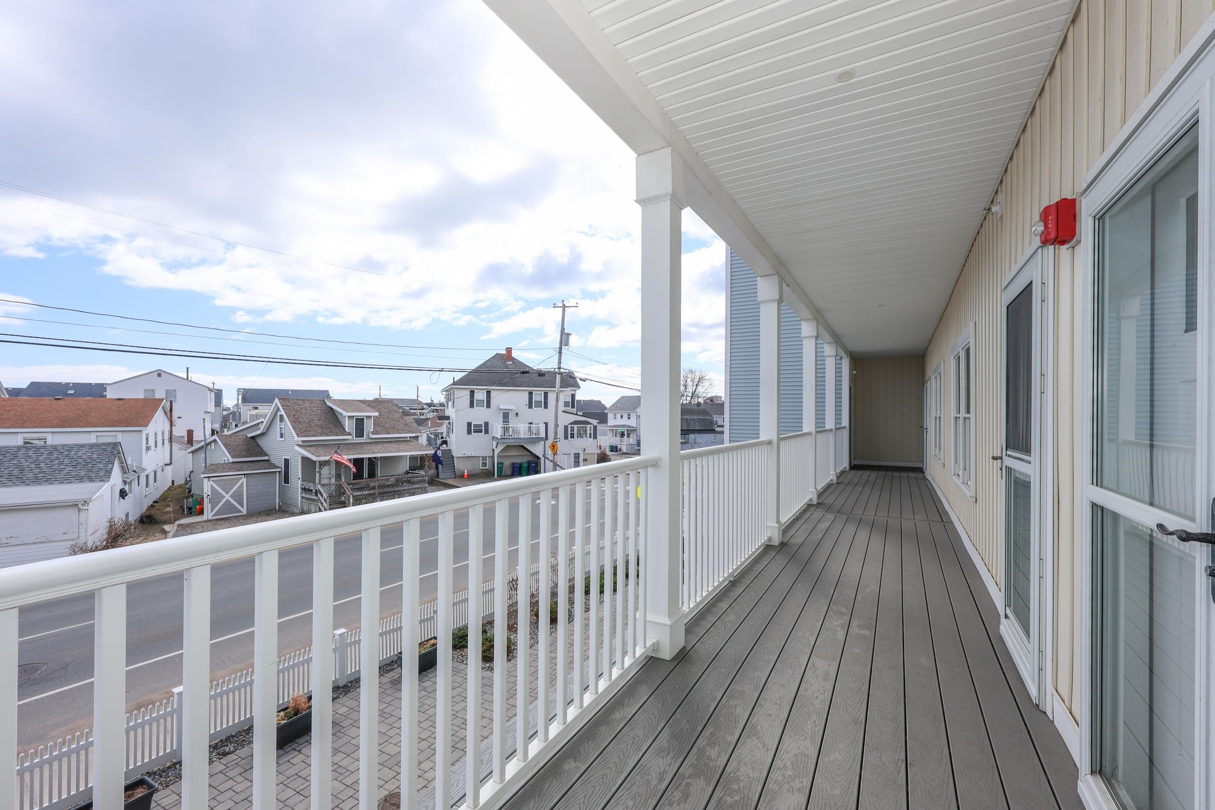 180 Ashworth Ave, Hampton, NH 03842