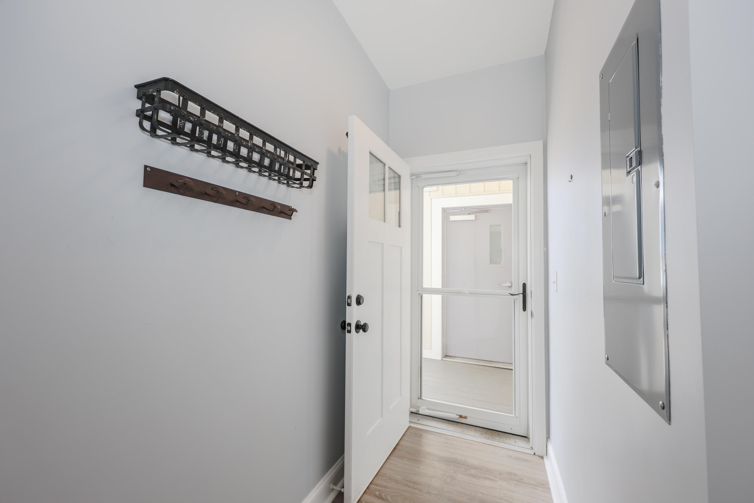 180 Ashworth Ave #101, Hampton, NH 03842