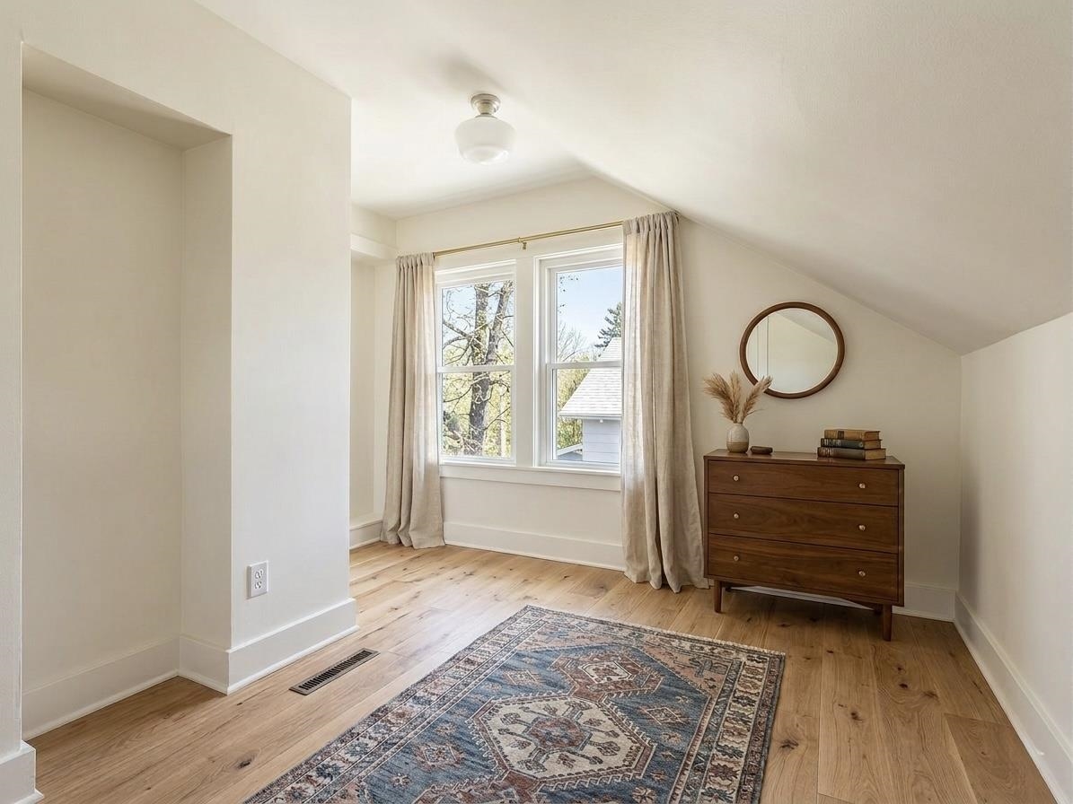 82 Howard St, Winchester, NH 03470