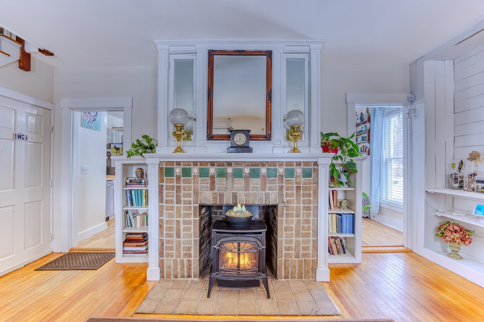 33 Hillview Ter, Littleton, NH 03561