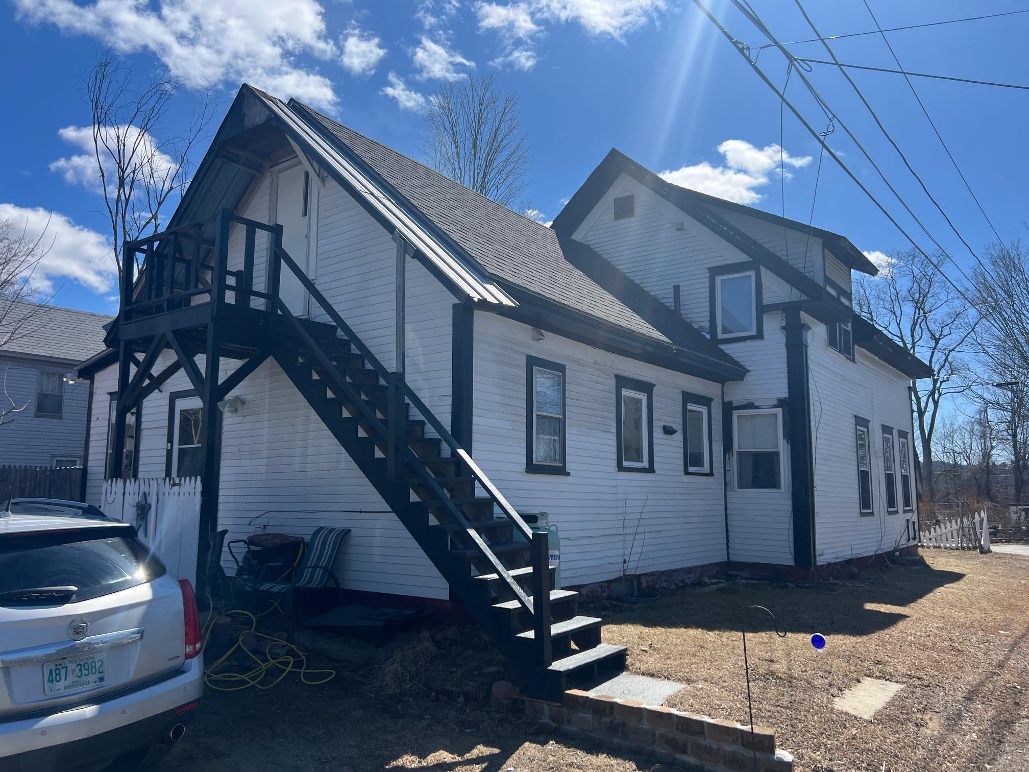 47 West Terrace St, Claremont, NH 03743