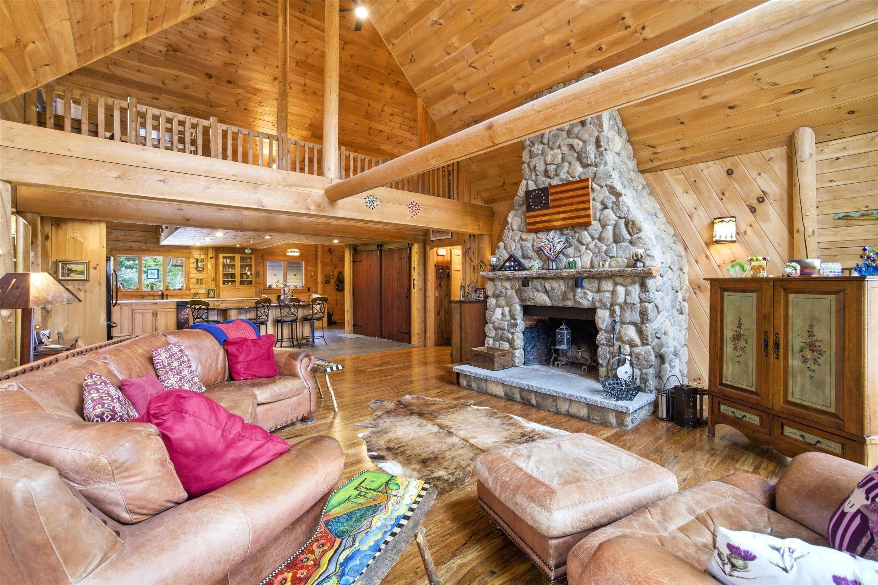 72 N Ridge Rd, Bradford, NH 03221