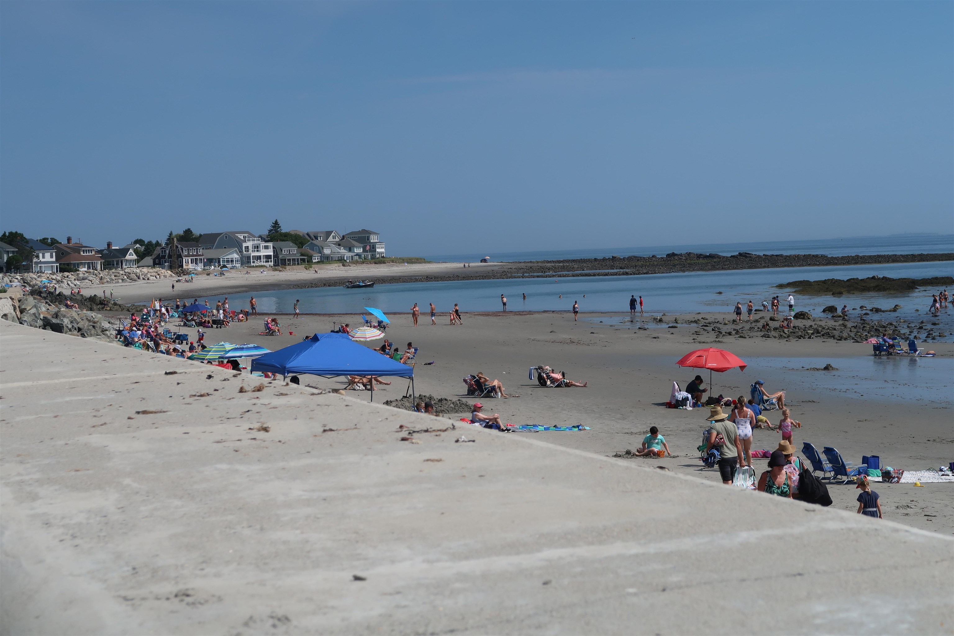 68 Kings Hw, Hampton, NH 03842