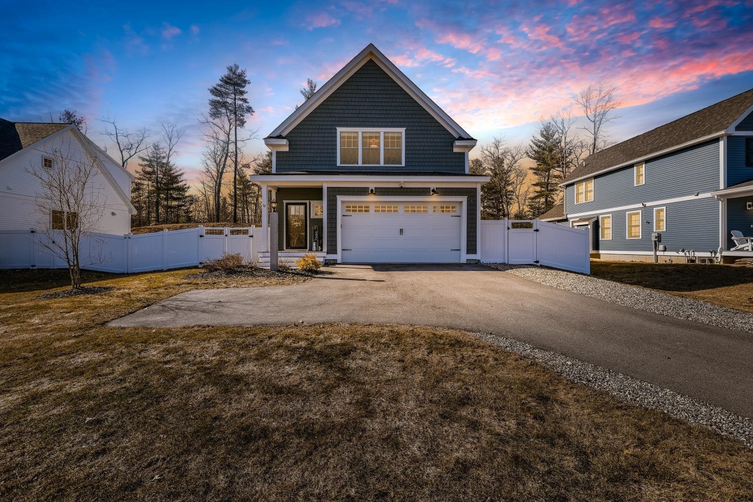 50 Clover Ln, Londonderry, NH 03053