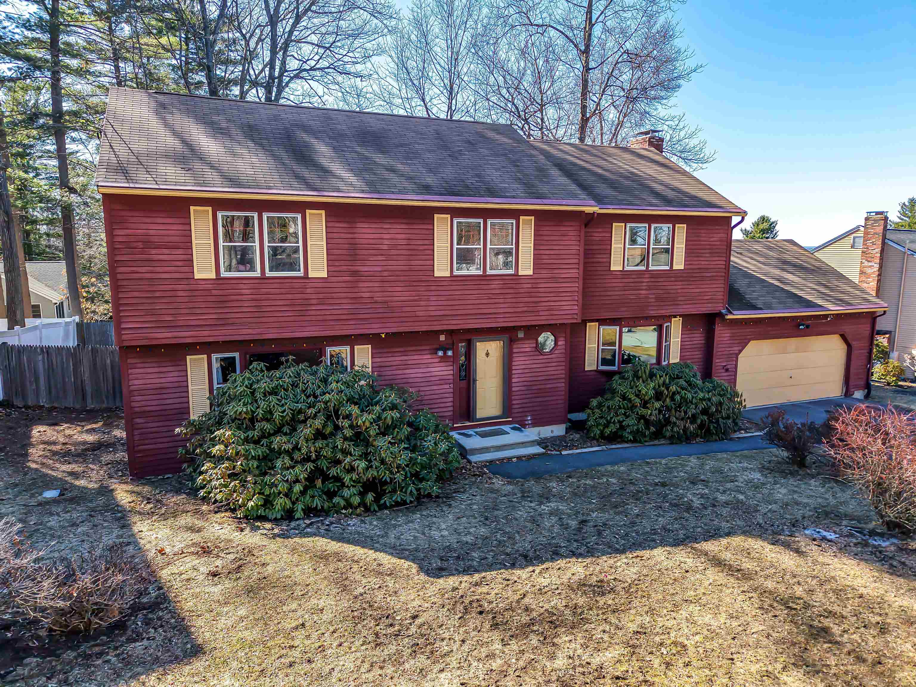 21 Clearview Dr, Nashua, NH 03062