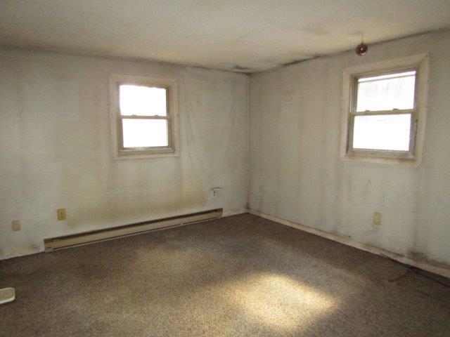 11 Bartlett Rd, Derry, NH 03038