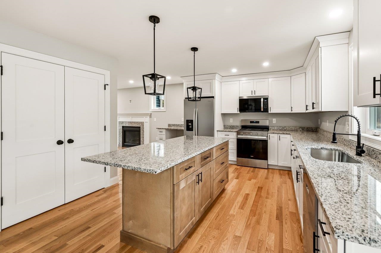 30 Hansonville Rd, Rochester, NH 03839