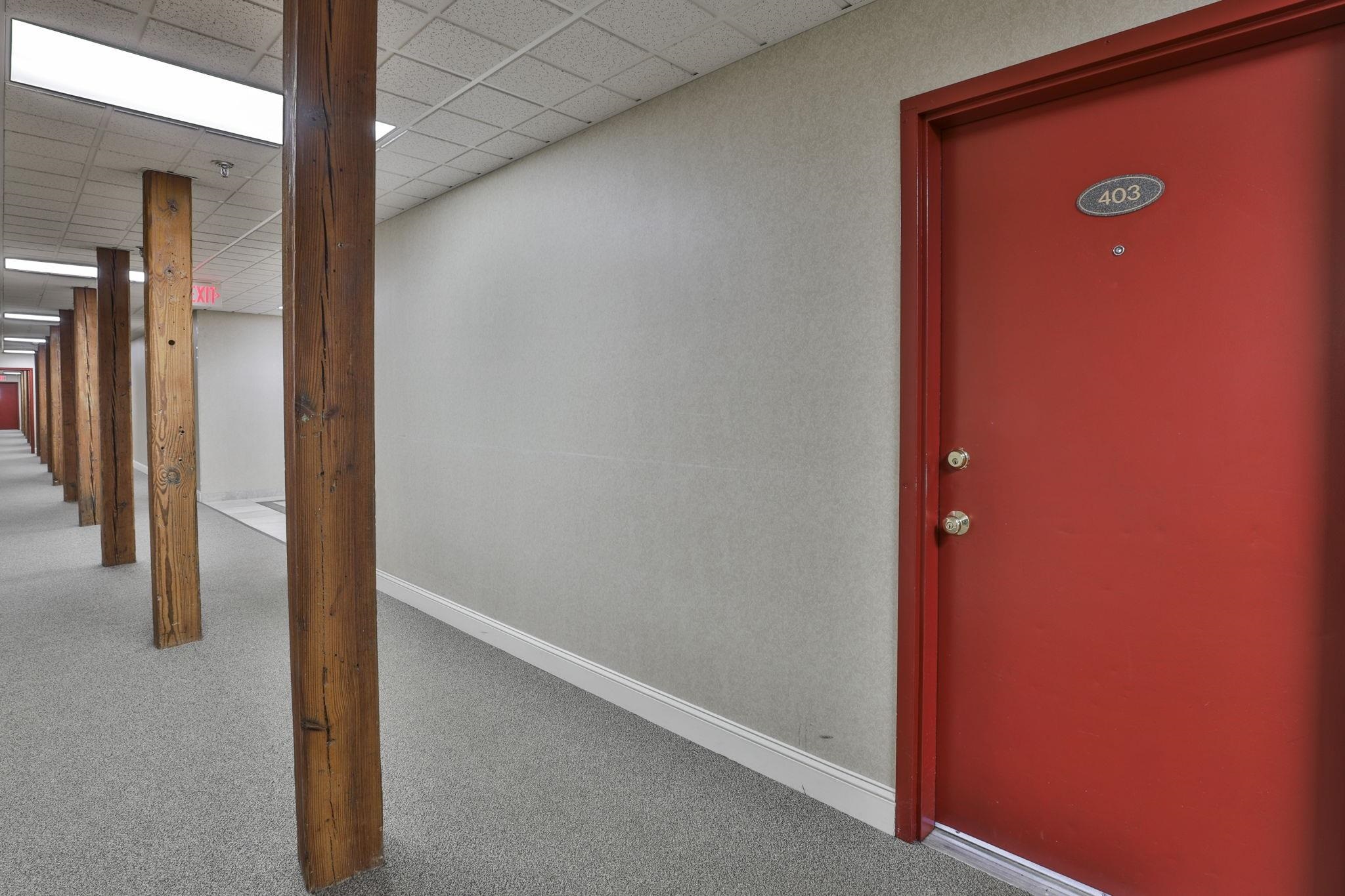 471 Silver St, Manchester, NH 03103