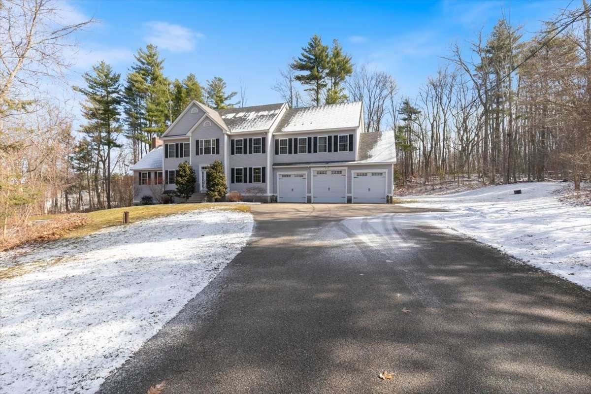16 Horseshoe Rd, Windham, NH 03087