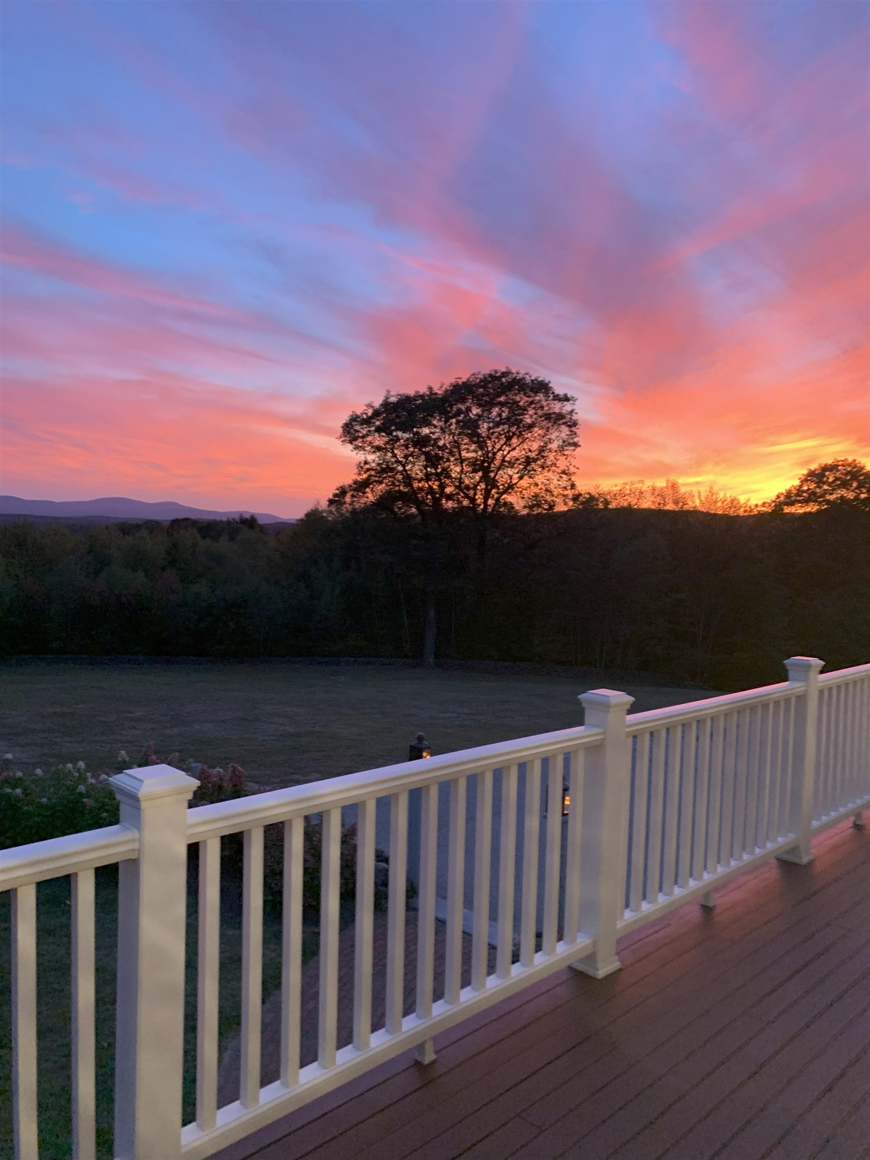 33 Sky Ln, Wolfeboro, NH 03894