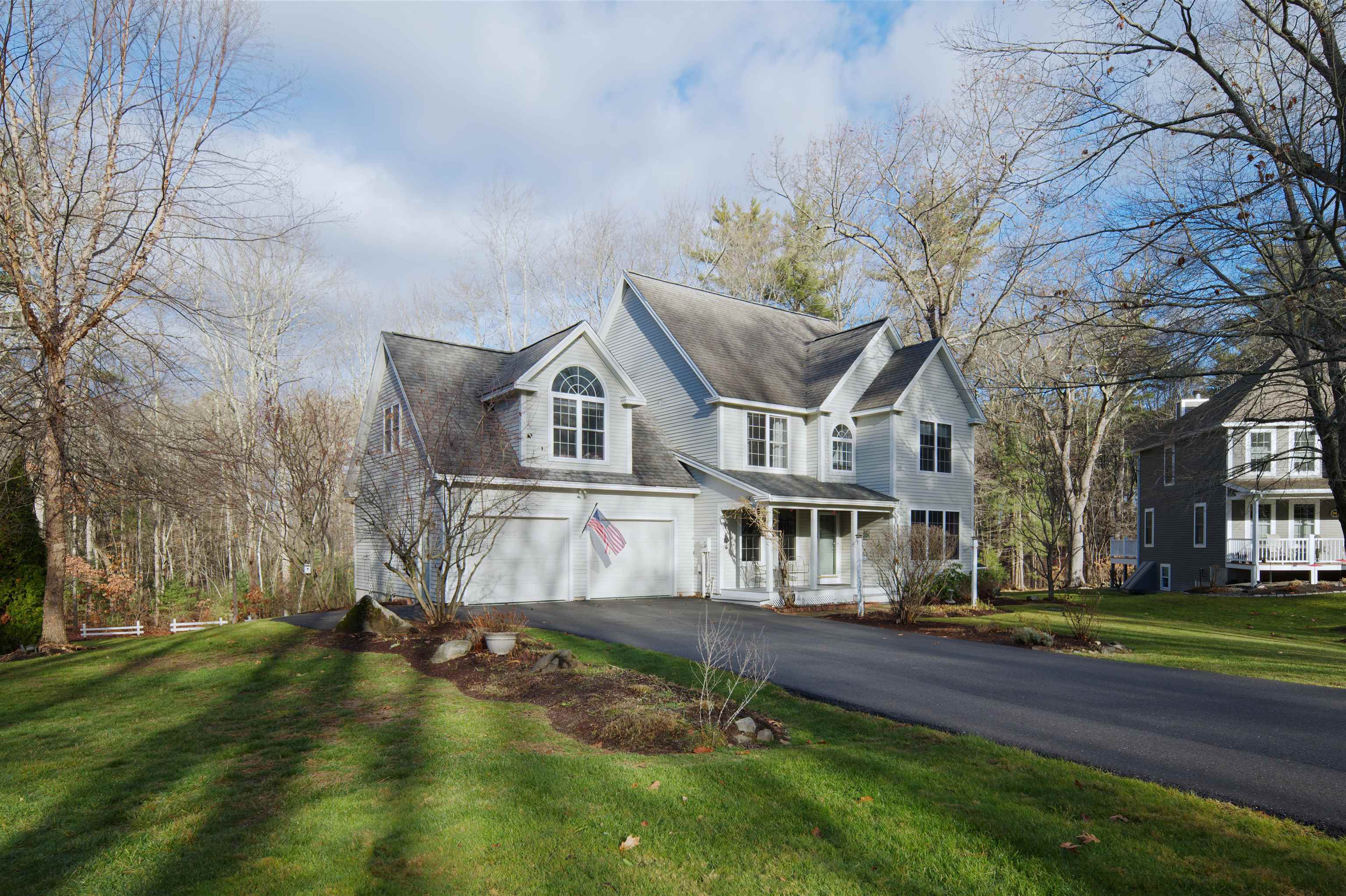 34 Kinloch Dr, Stratham, NH 03885