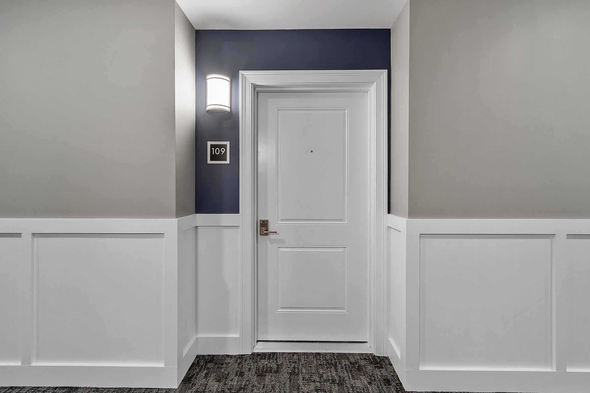 10100 S Willow St #109, Manchester, NH 03103