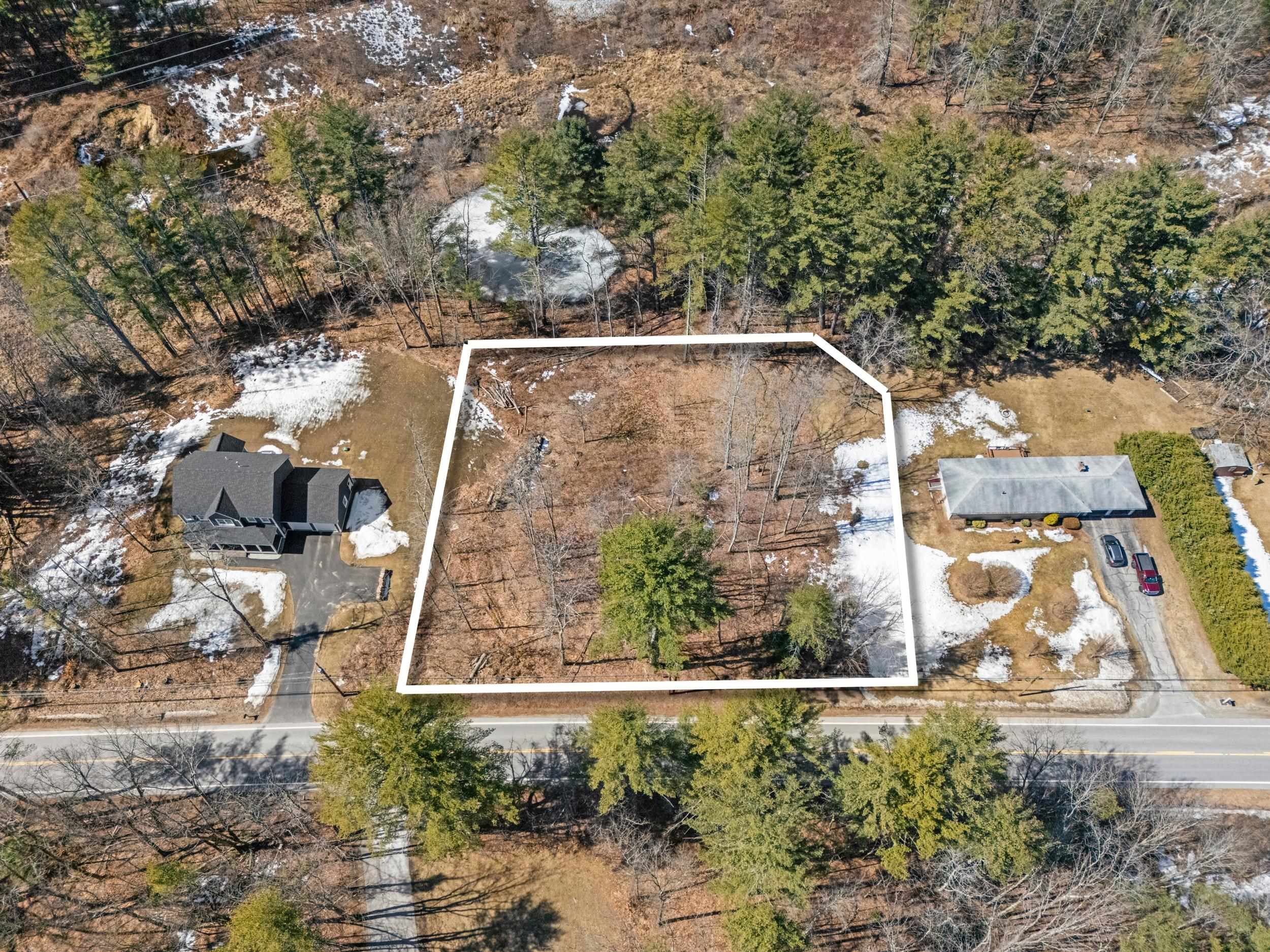 563 Mountain Rd, Concord, NH 03301