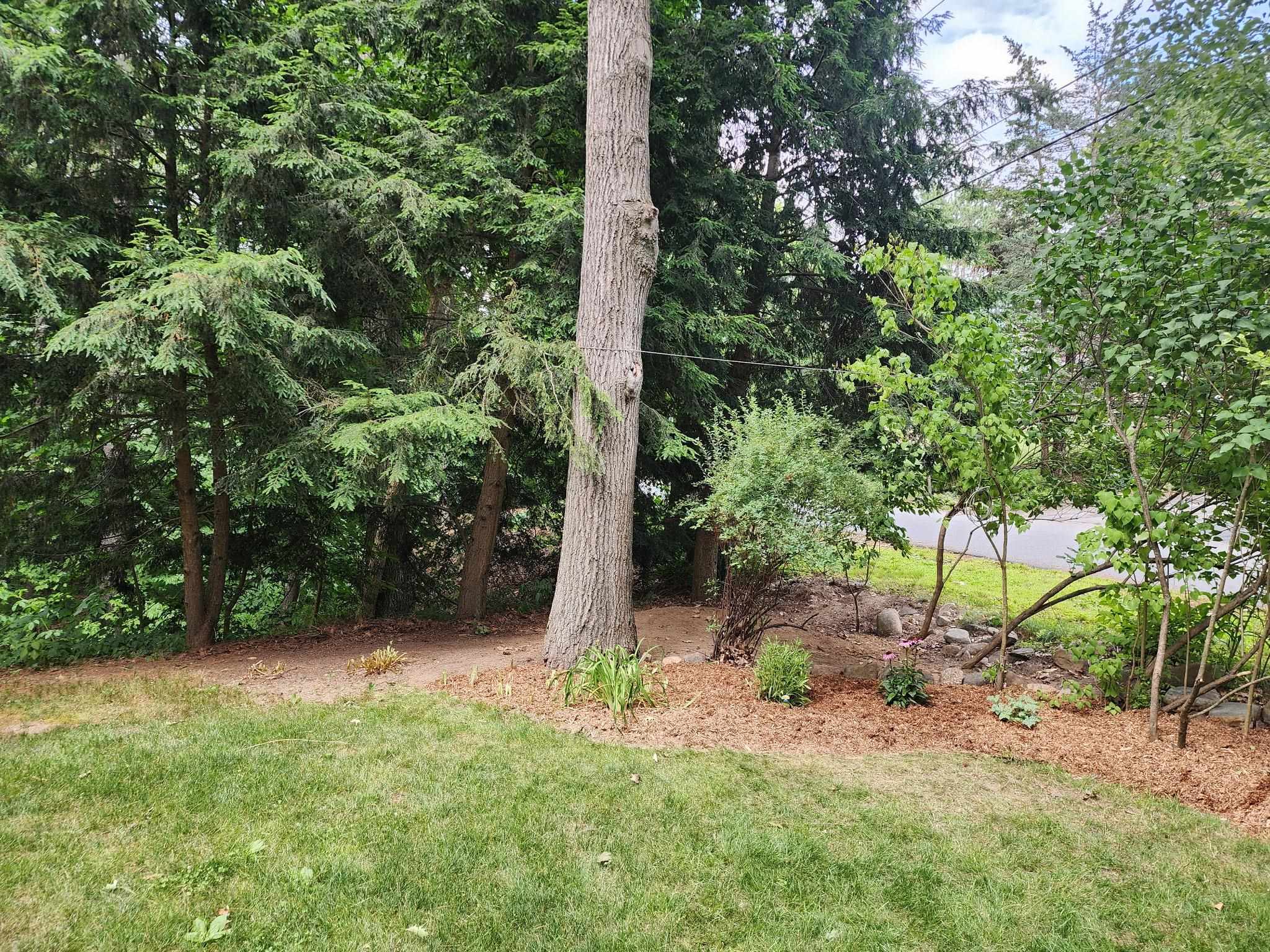 39 Longwood Dr, Swanzey, NH 03431-4517