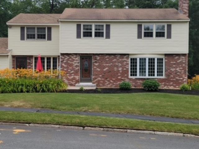 22 Taschereau Blvd, Nashua, NH 03062